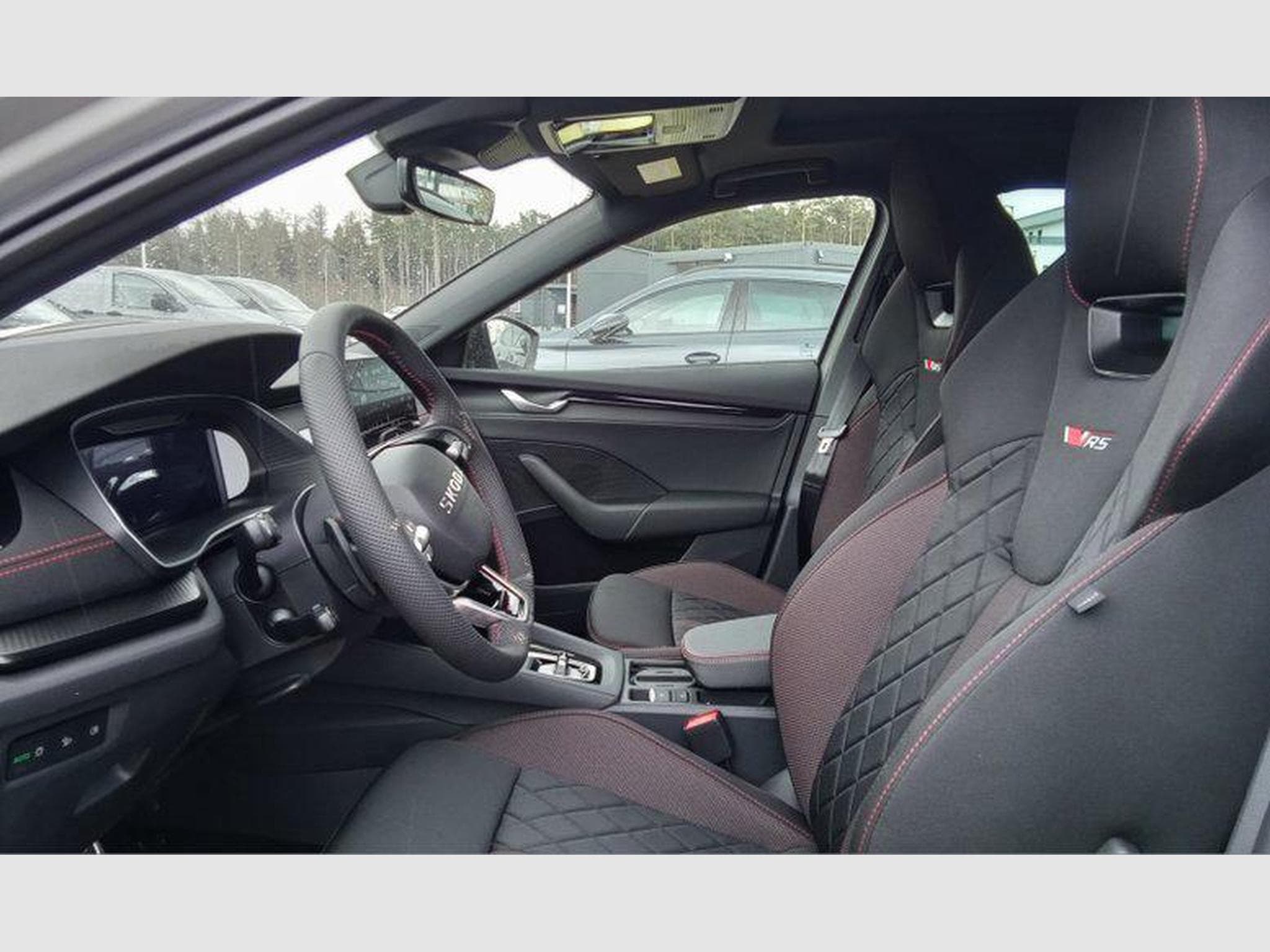 Skoda Octavia RS 2.0 TSI 7-Gang-DSG (2026) - Photo 5