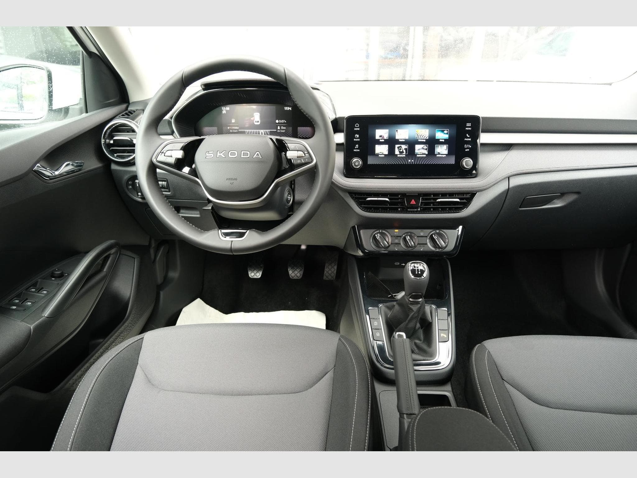 Skoda Fabia Selection (2026) - Photo 9