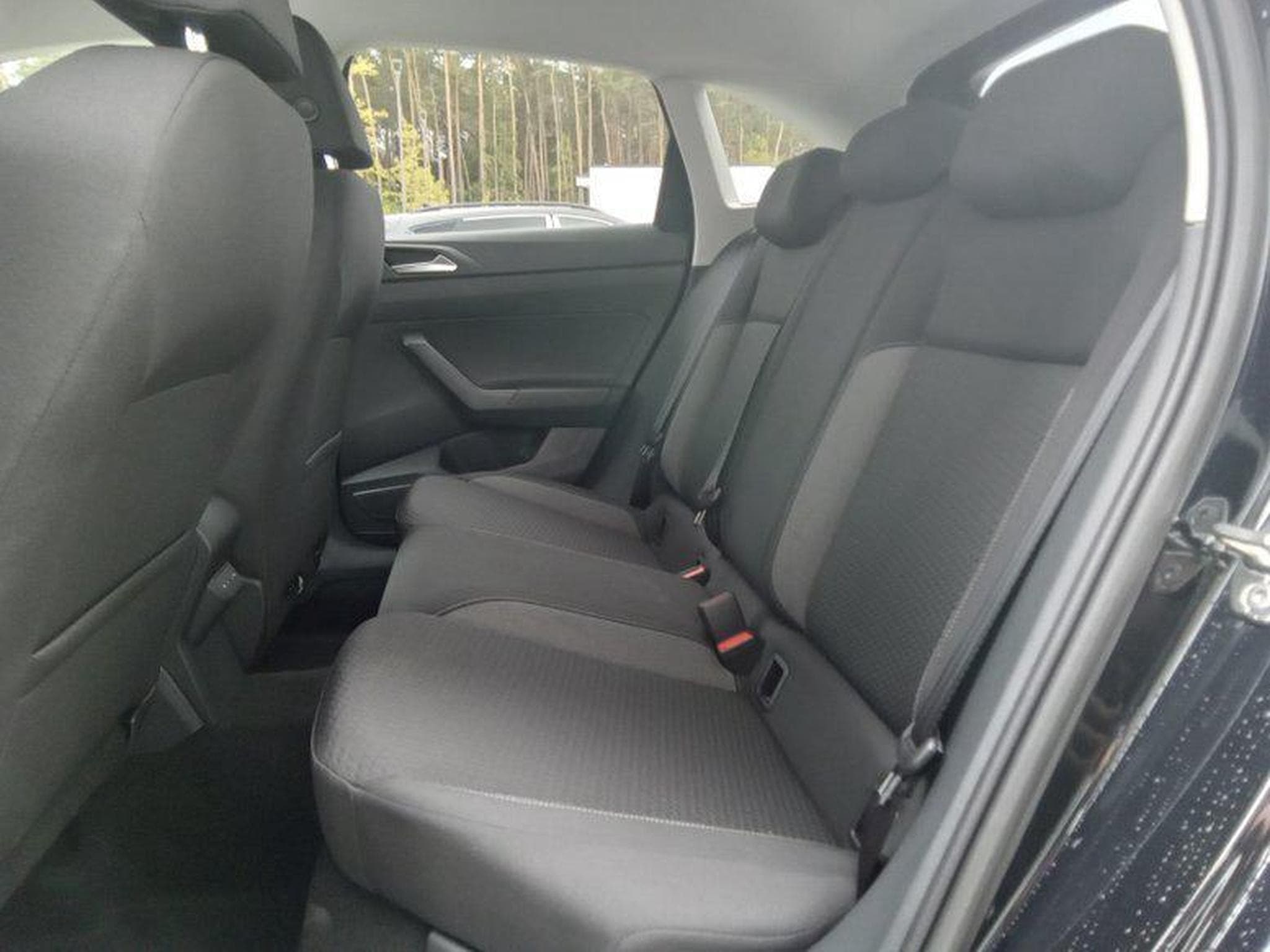 VW Taigo Life 1.0 TSI 7-Gang-DSG (2025) - Photo 6