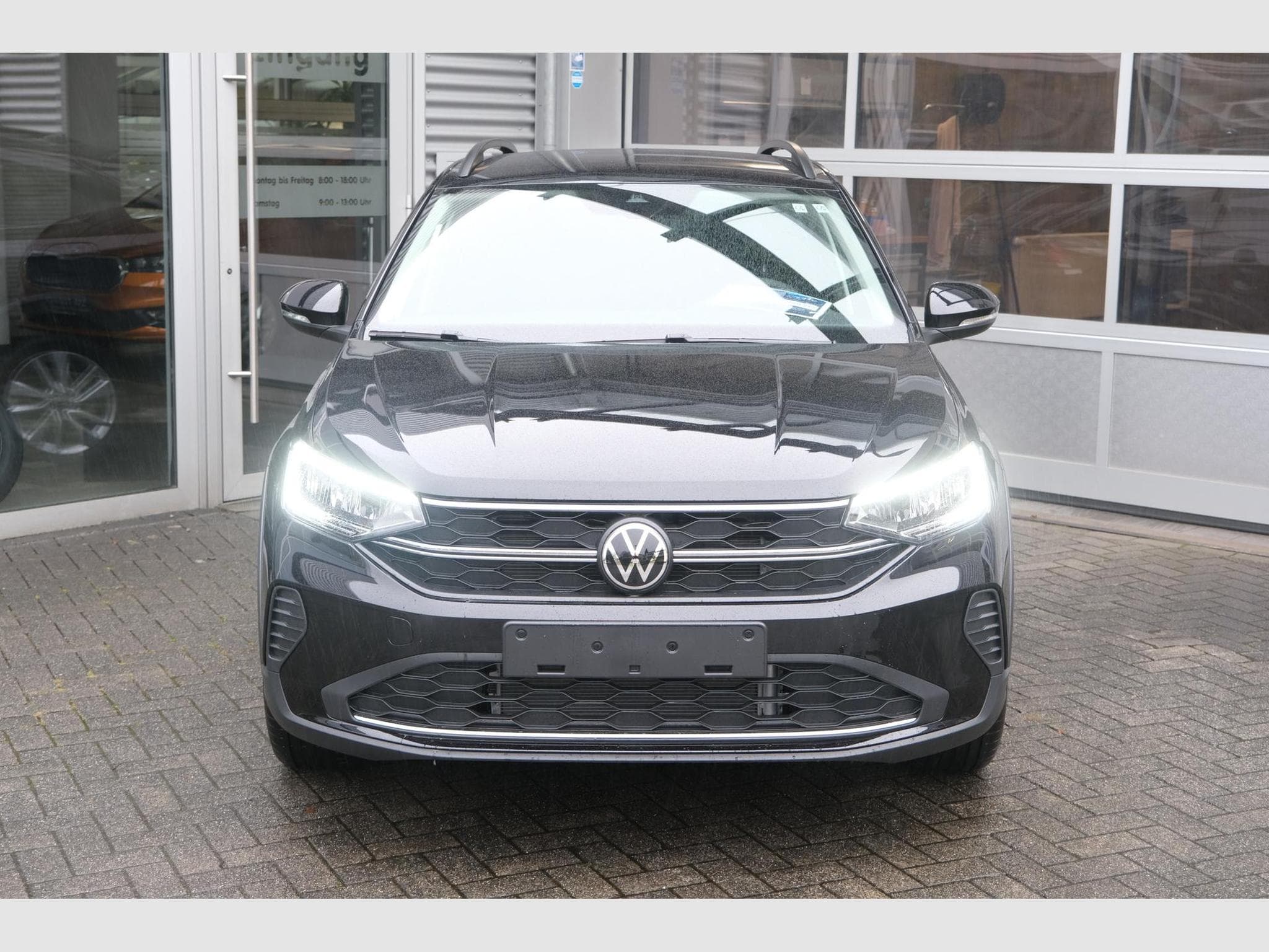 VW Taigo 1.0 TSI Life (2025) - Photo 19