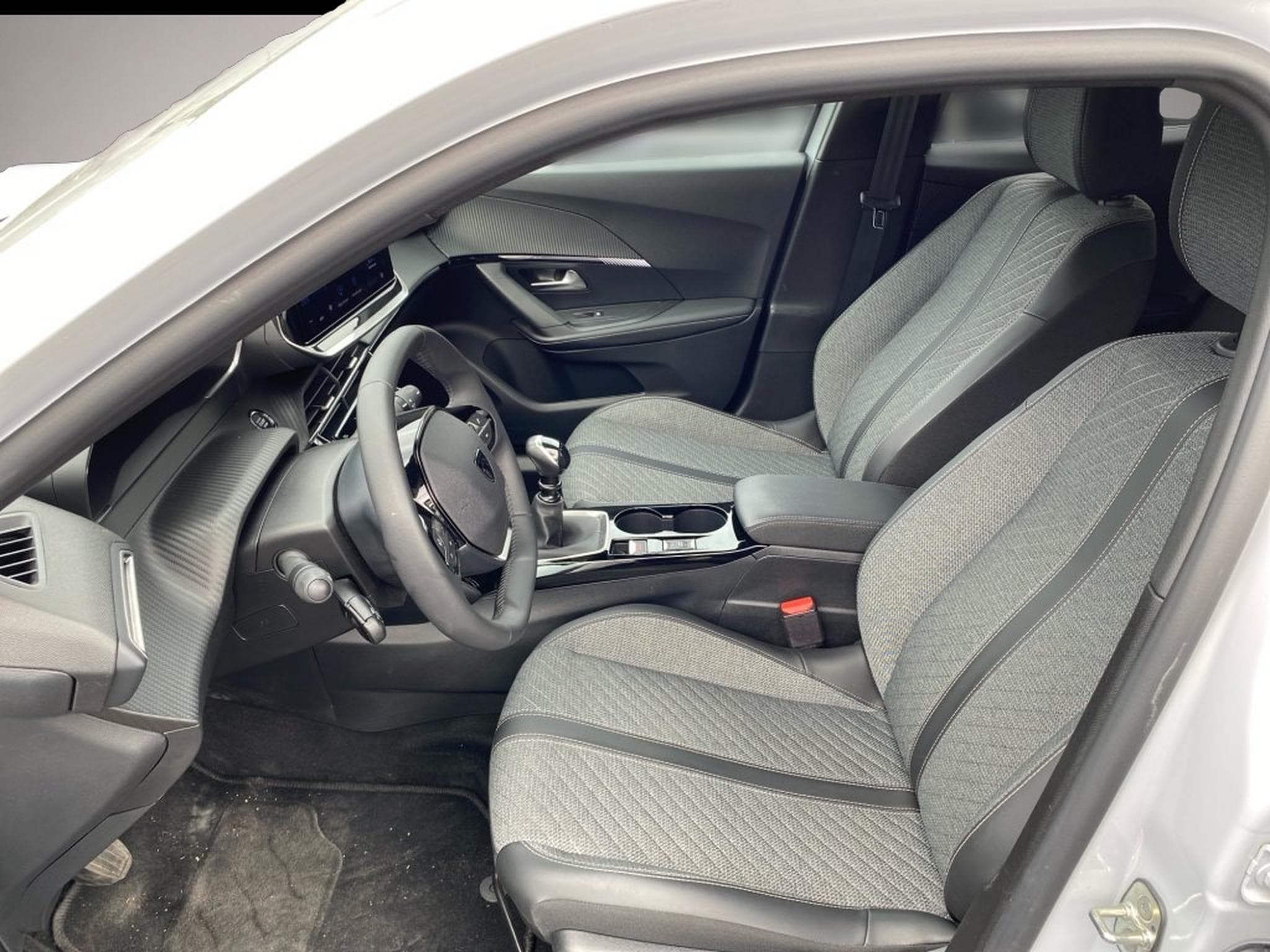 Peugeot 2008 (2025) - Foto 3