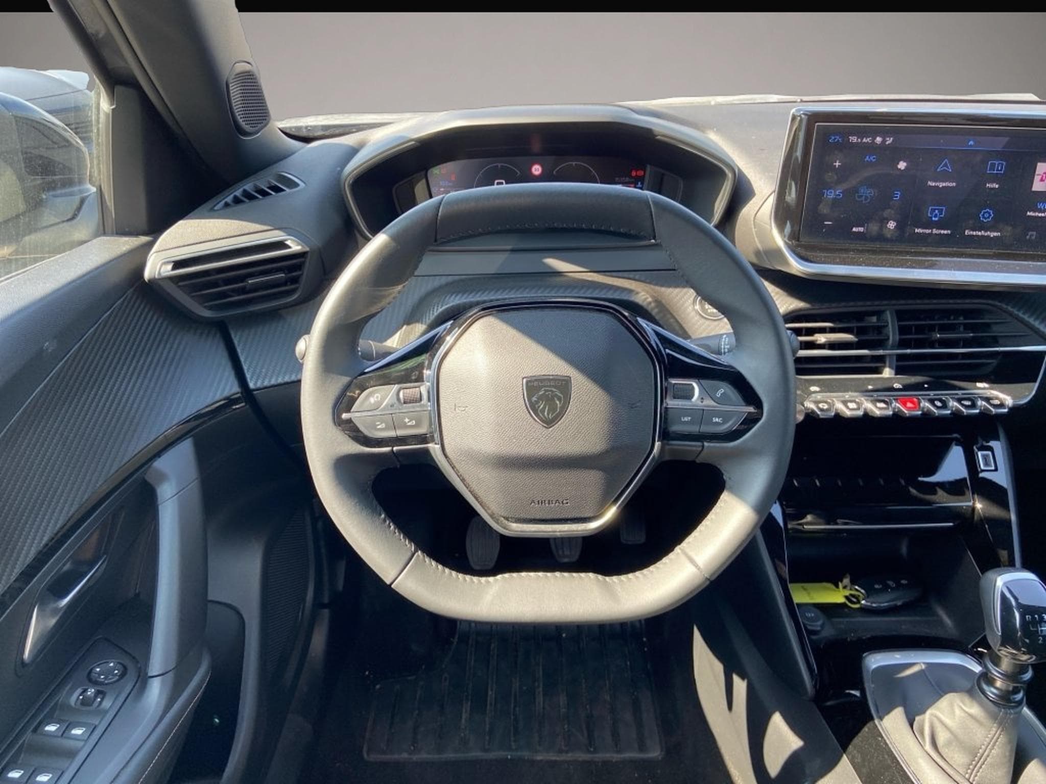 Peugeot 2008 (2025) - Foto 4
