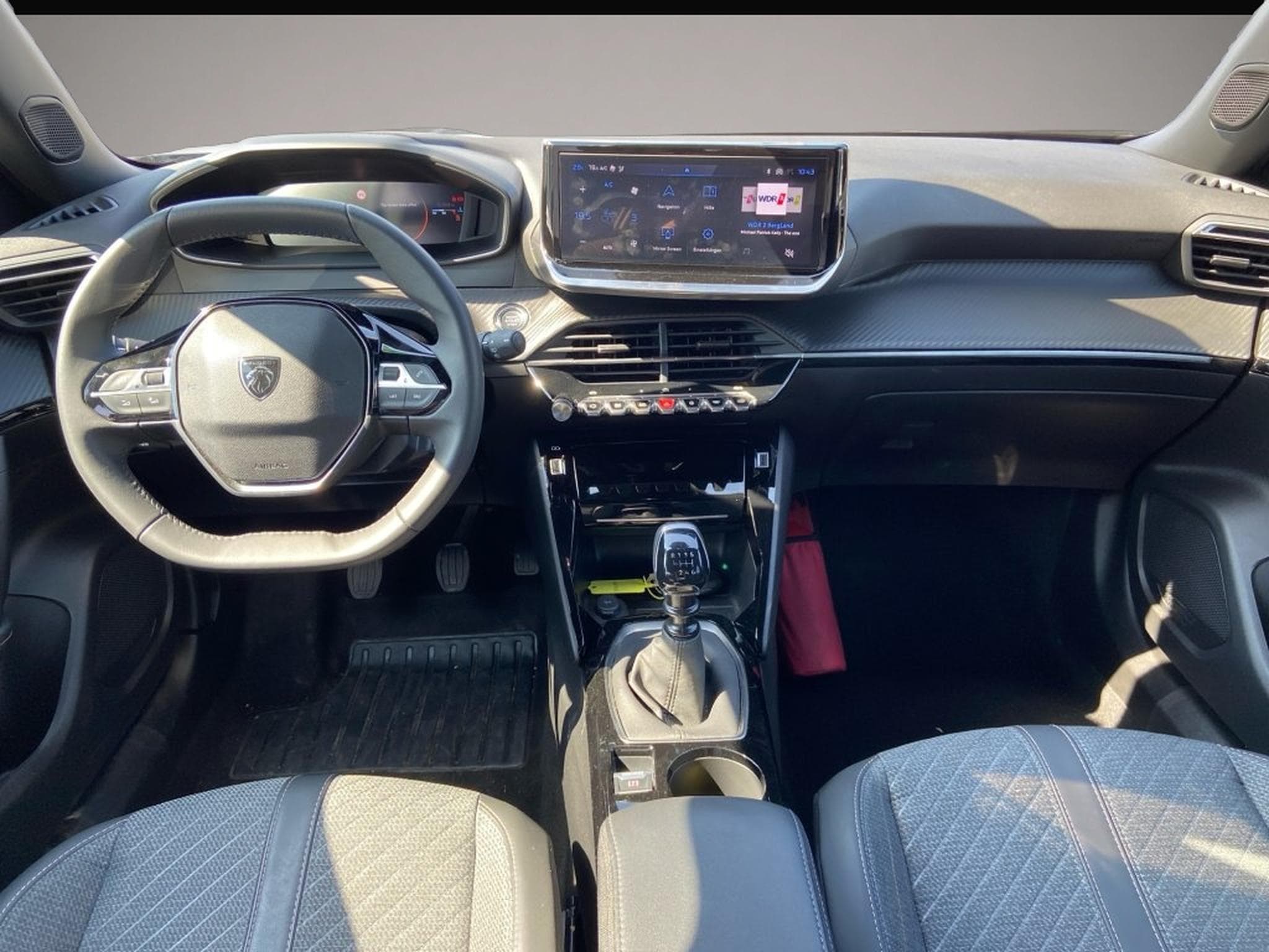 Peugeot 2008 (2025) - Foto 5
