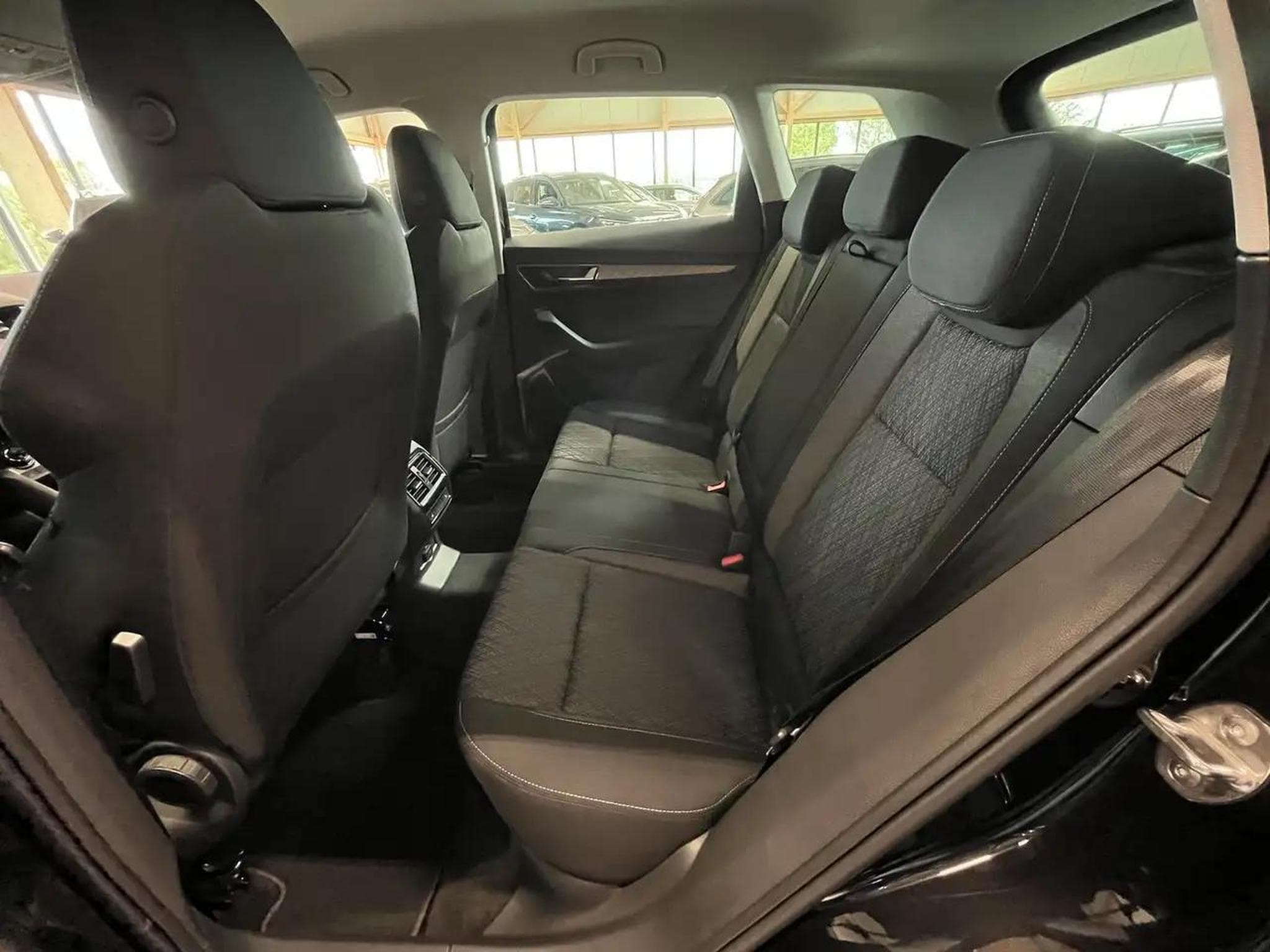 Skoda Karoq (2026) - Foto 10