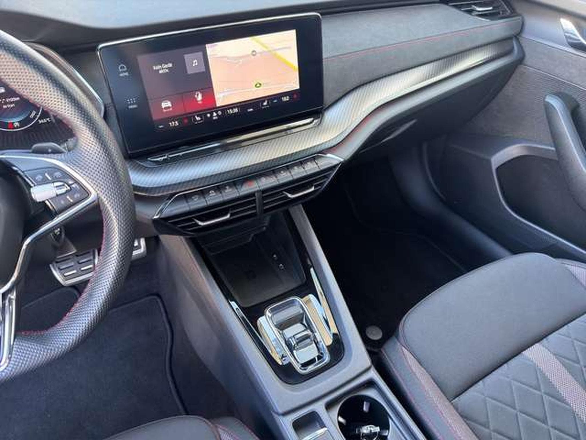 Skoda Octavia Combi RS/Pano/Side-As./360°/Columbus/AHK (2023) - Photo 13