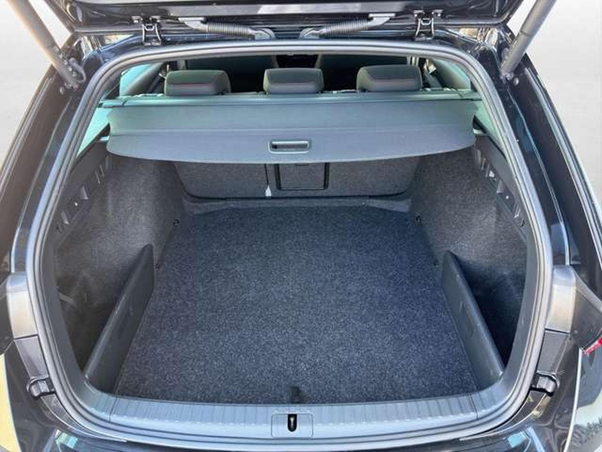 Skoda Octavia Combi RS/Pano/Side-As./360°/Columbus/AHK (2023) - Photo 30