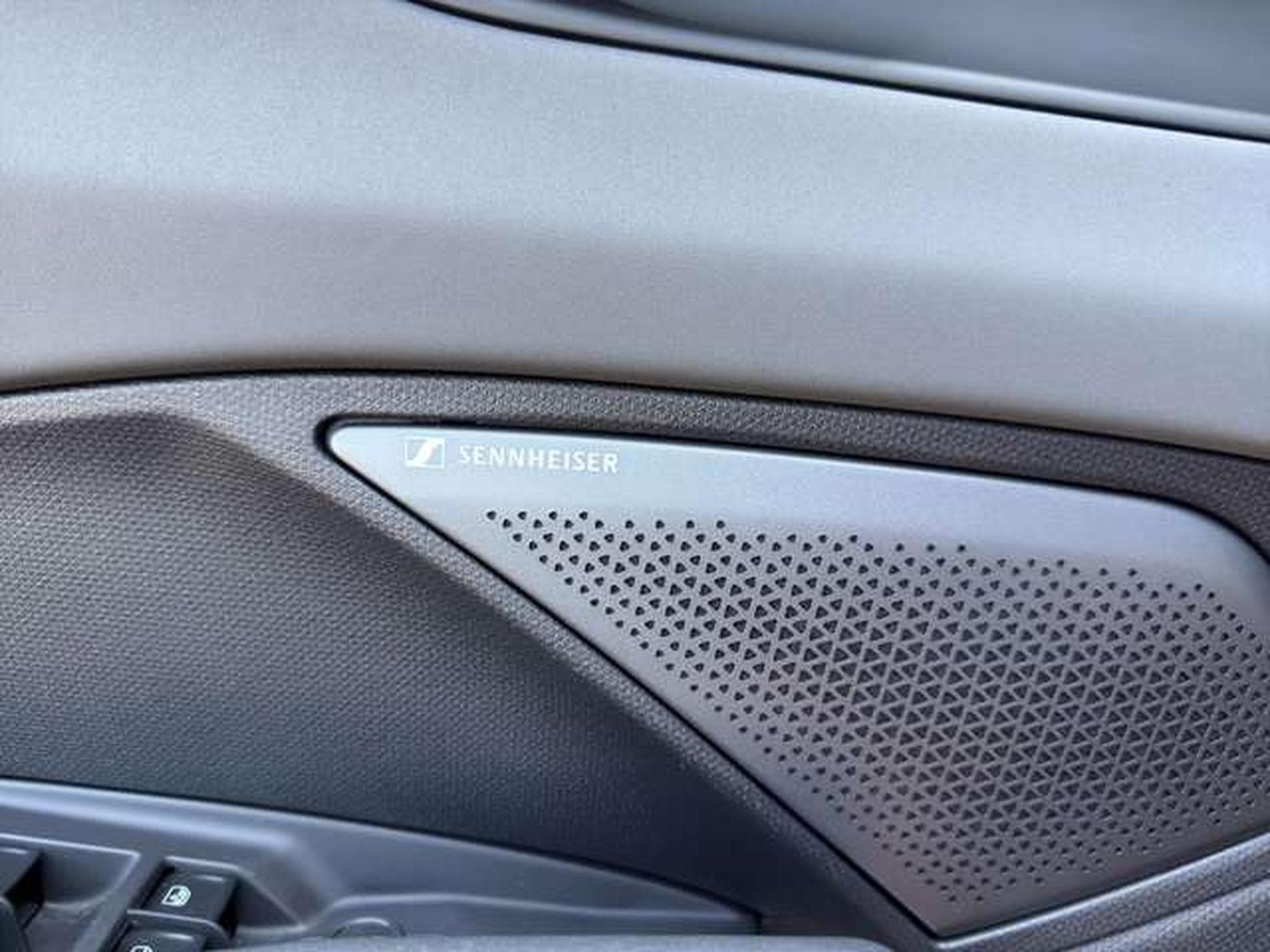 CUPRA Terramar 2.0 TSI 4Drive/Pano/Matrix/Sennh/Side-A (2025) - Photo 18