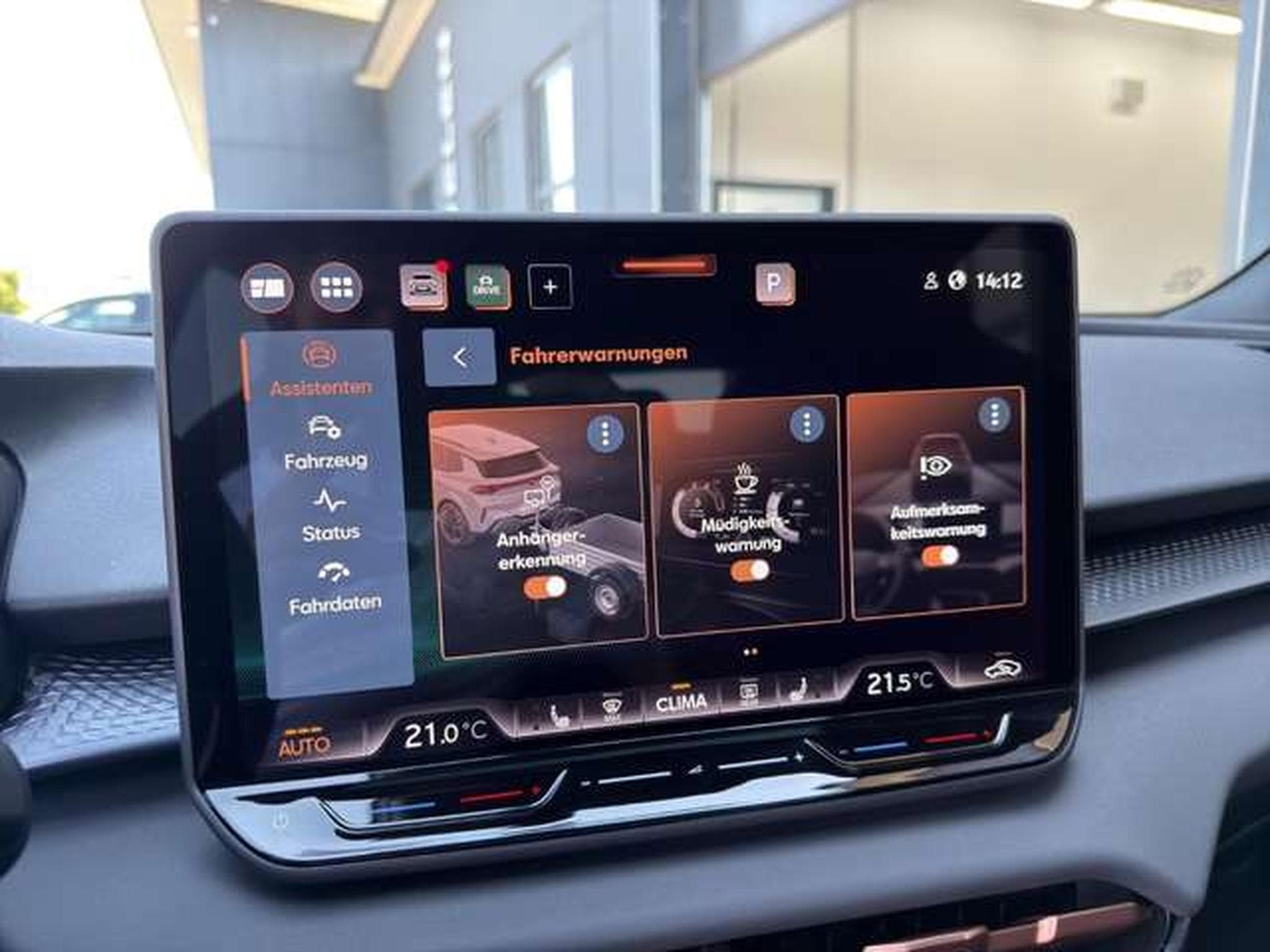 CUPRA Terramar 2.0 TSI 4Drive/Pano/Matrix/Sennh/Side-A (2025) - Photo 33
