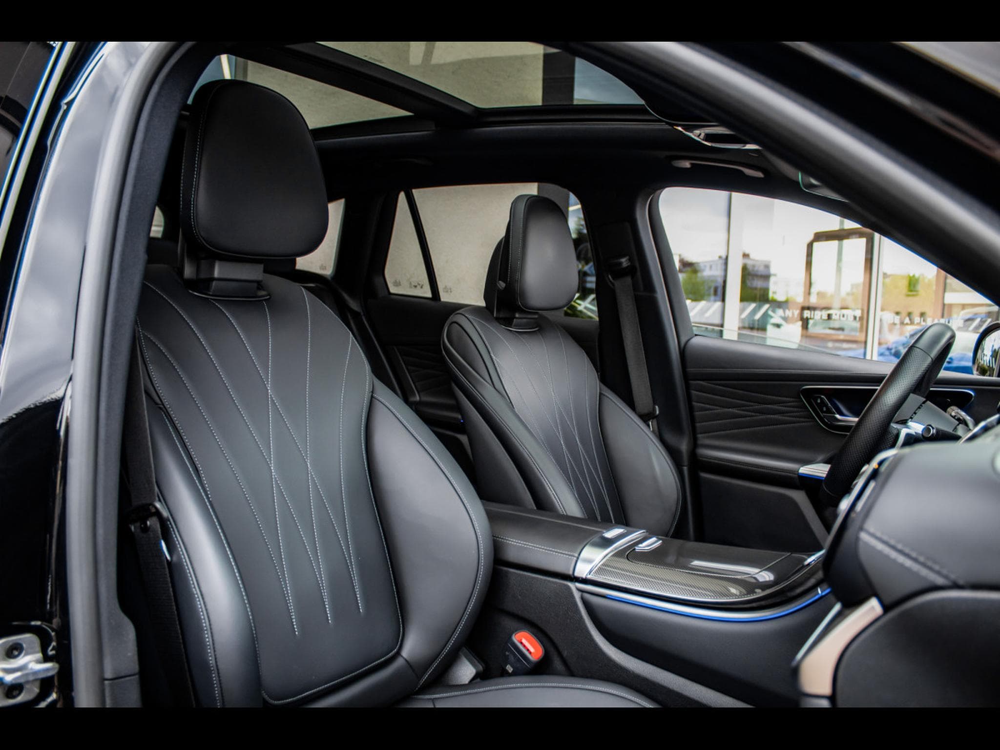 Mercedes GLC 300 d 4MATIC AMG-LINE - PACK PREMIUM - OBSIDIAN BLACK (2023) - Photo 18