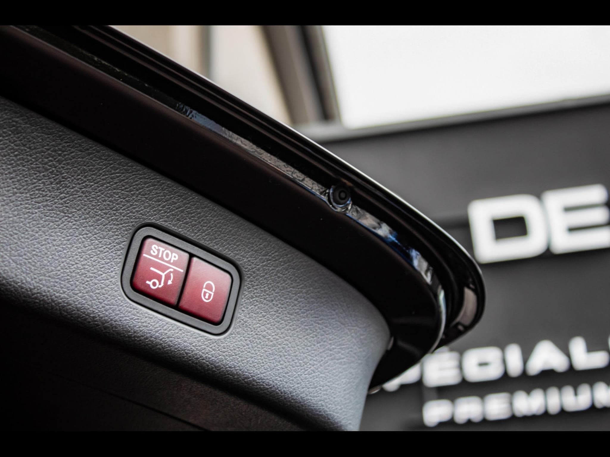 Mercedes GLC 300 d 4MATIC AMG-LINE - PACK PREMIUM - OBSIDIAN BLACK (2023) - Photo 19