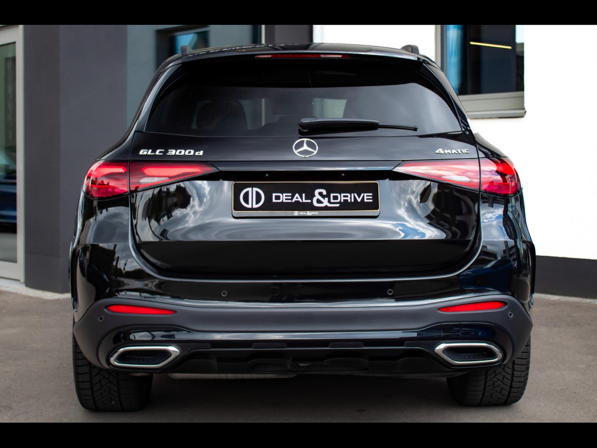 Mercedes GLC 300 d 4MATIC AMG-LINE - PACK PREMIUM - OBSIDIAN BLACK (2023) - Photo 3