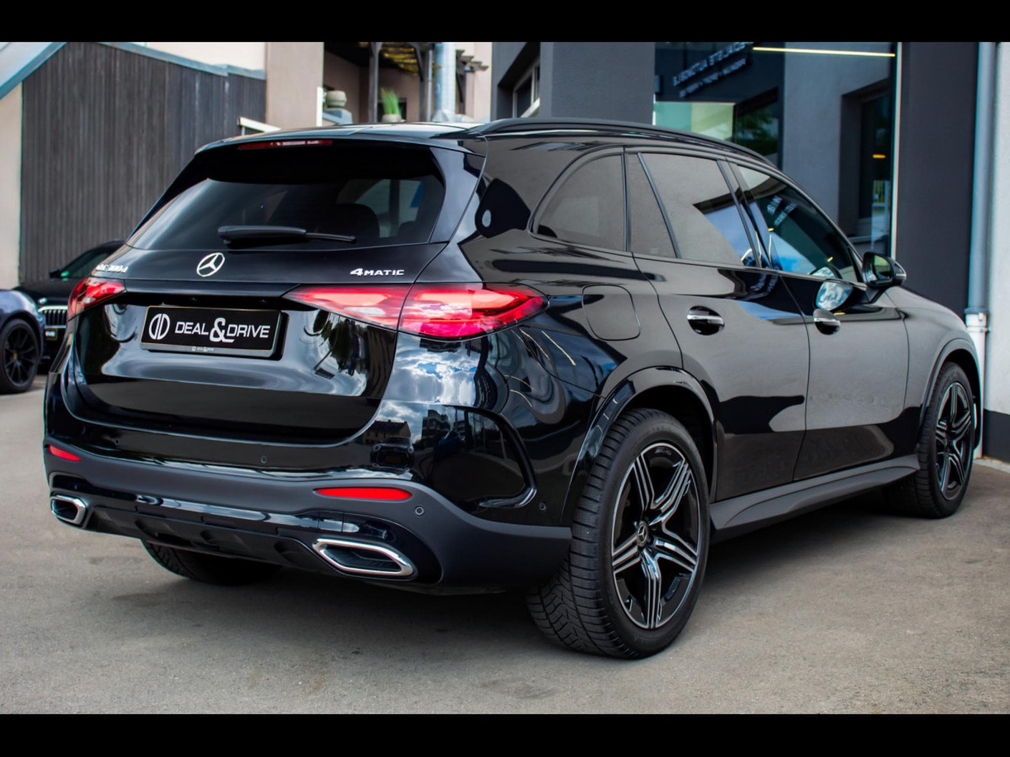 Mercedes GLC 300 d 4MATIC AMG-LINE - PACK PREMIUM - OBSIDIAN BLACK (2023) - Photo 6