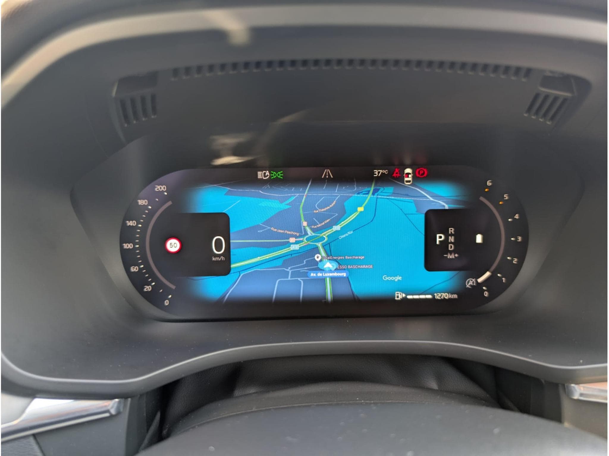 Volvo XC60 2.0 B4 D MHEV CORE (2022) - Photo 16
