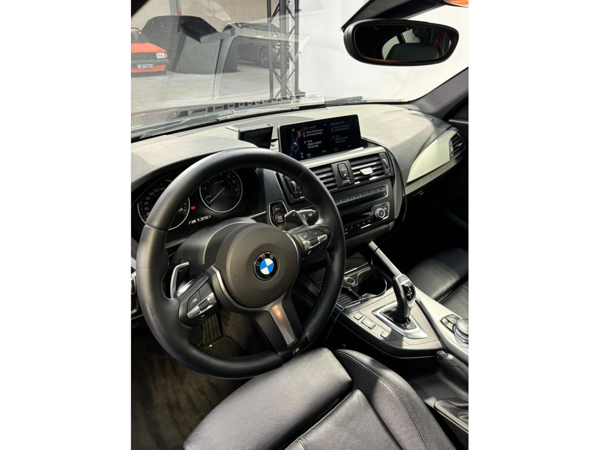 BMW M135 M135i Xdrive/PANO/SUIVI/M SPORT/GARANTIE (2014) - Photo 6