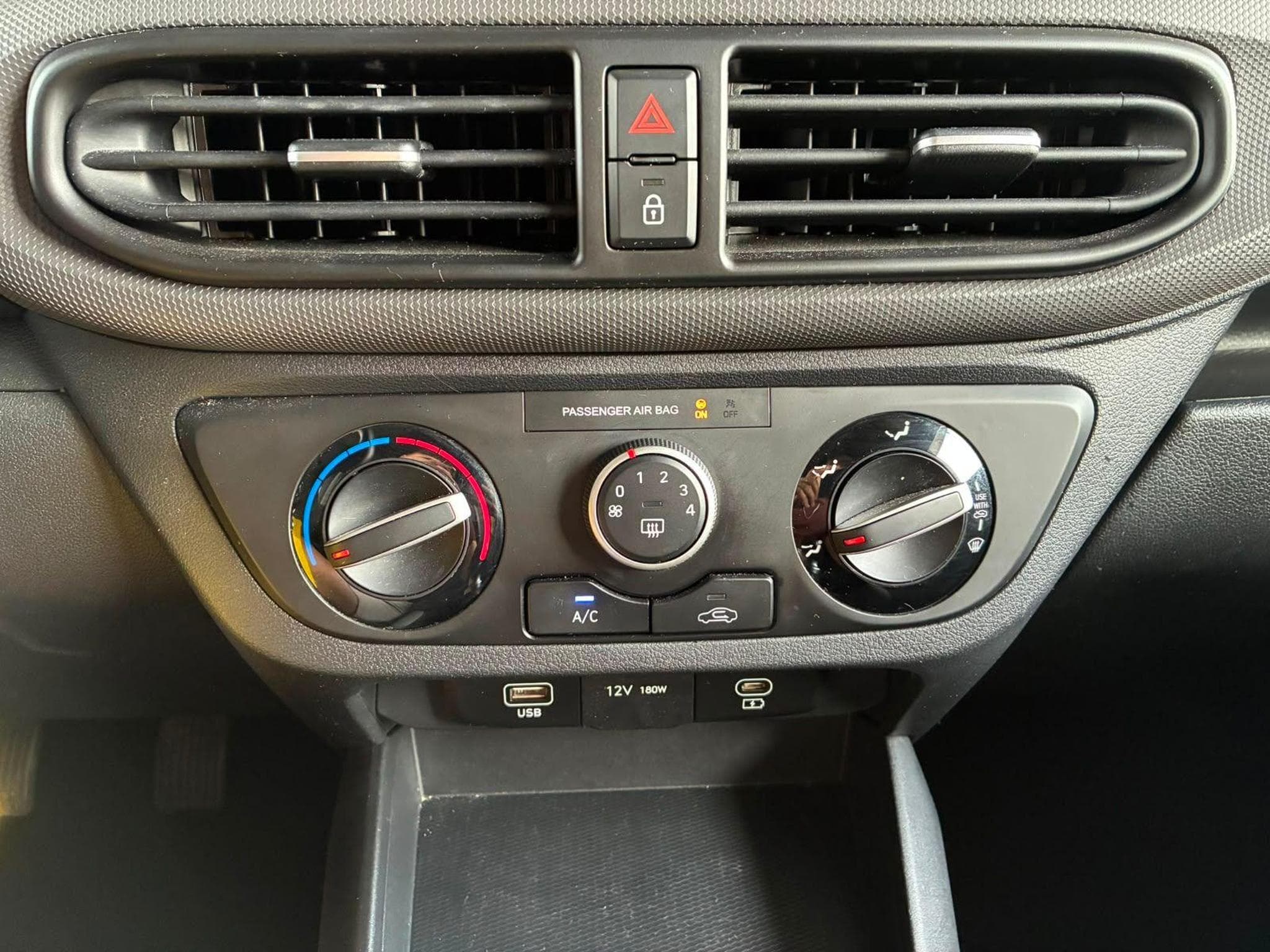Hyundai i10 Comfort (2025) - Photo 19