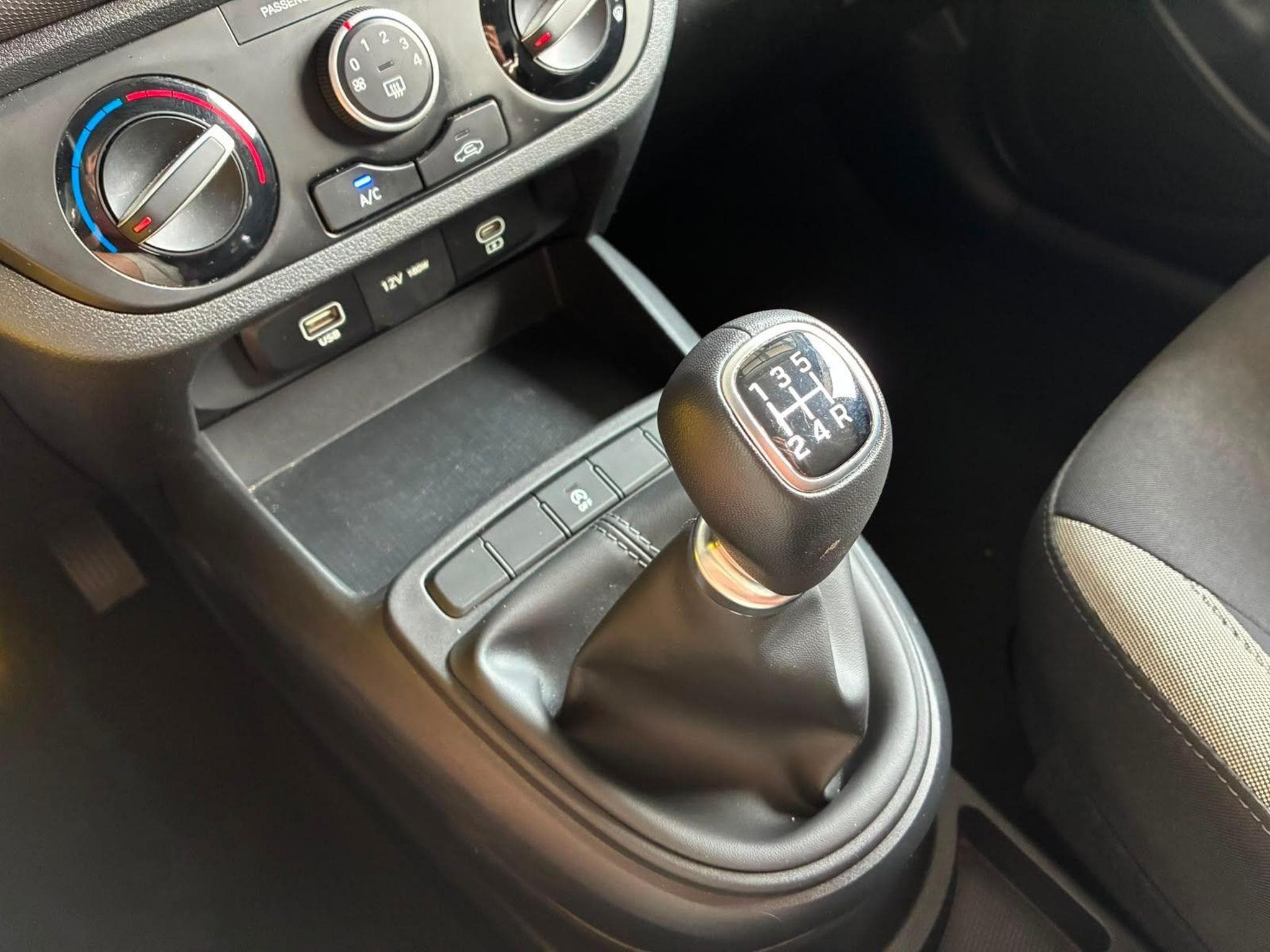 Hyundai i10 Comfort (2025) - Photo 20