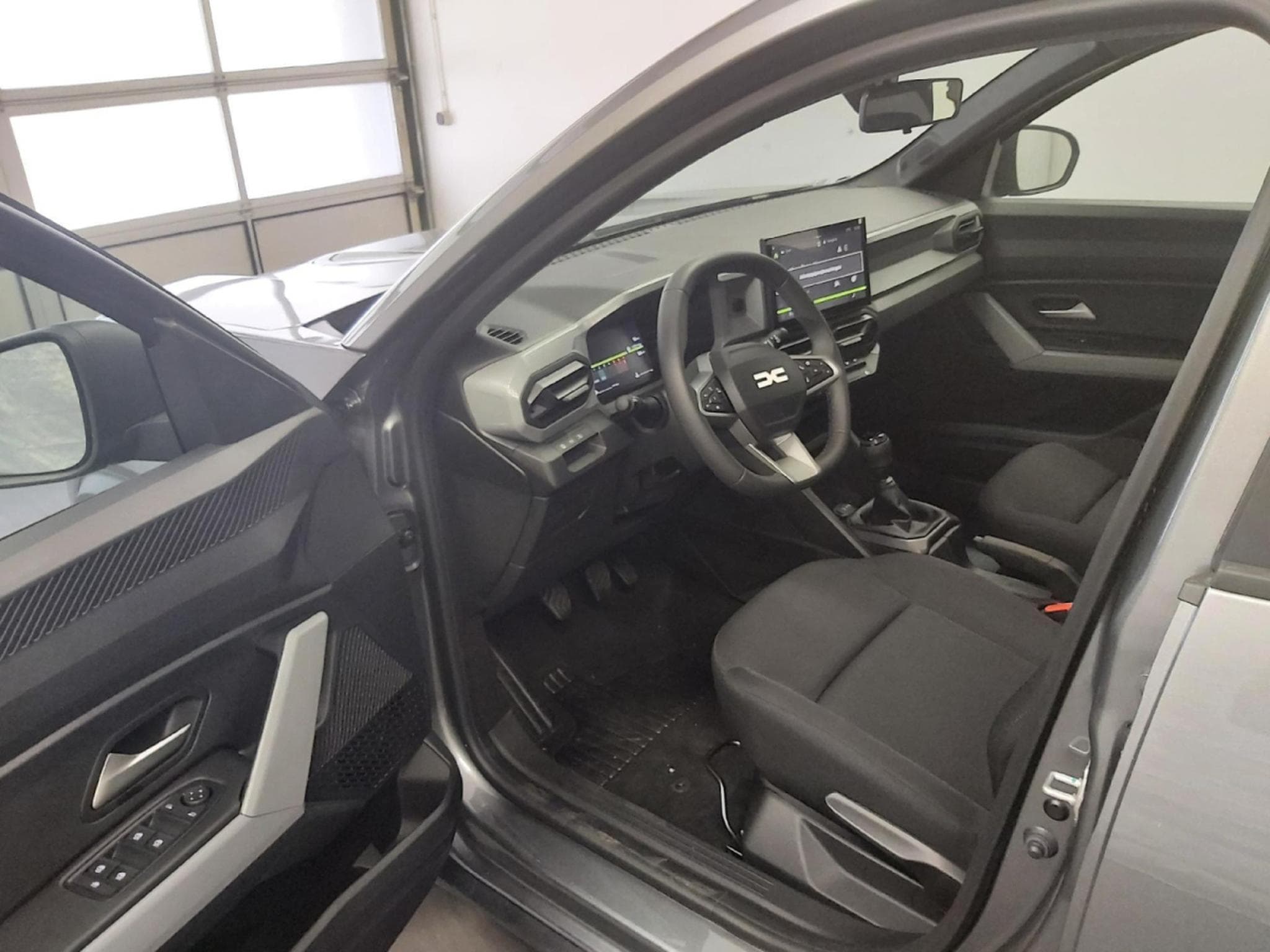 Dacia Bigster 1.2 Mild Hybrid 140 Essential (2026) - Photo 7