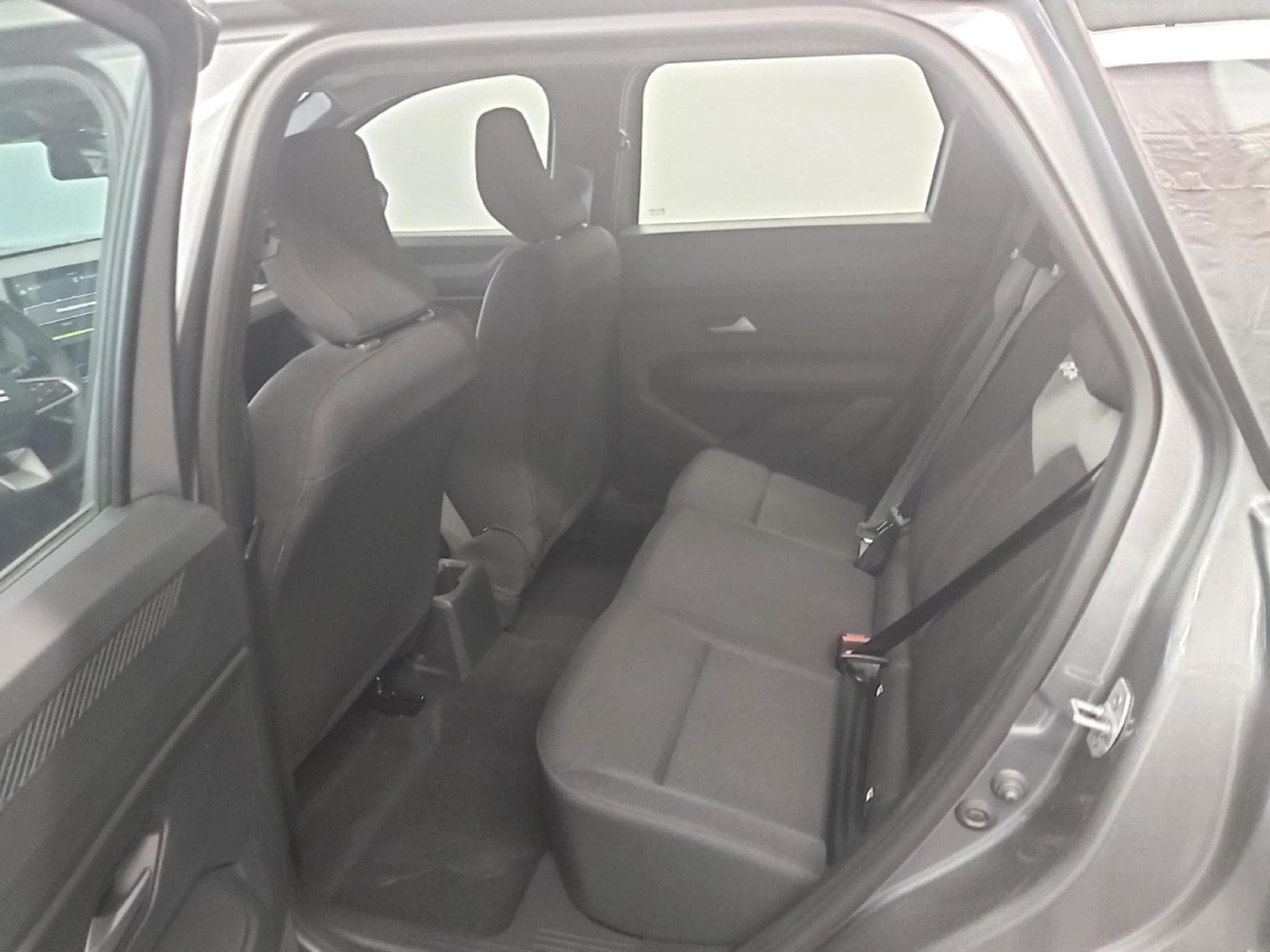 Dacia Bigster 1.2 Mild Hybrid 140 Essential (2026) - Photo 9