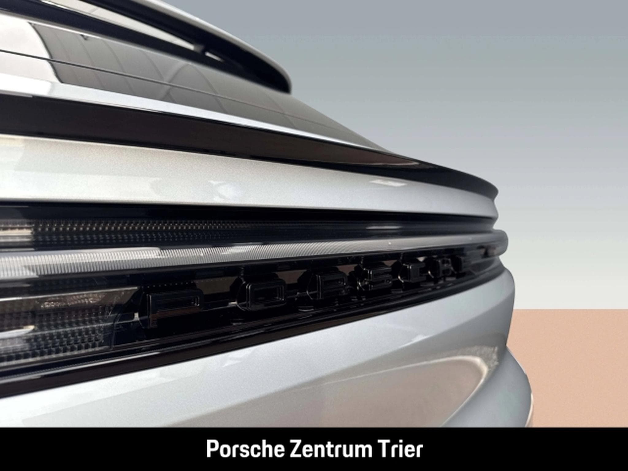 Porsche Cayenne Black Edition InnoDrive HA-Lenkung (2026) - Foto 13