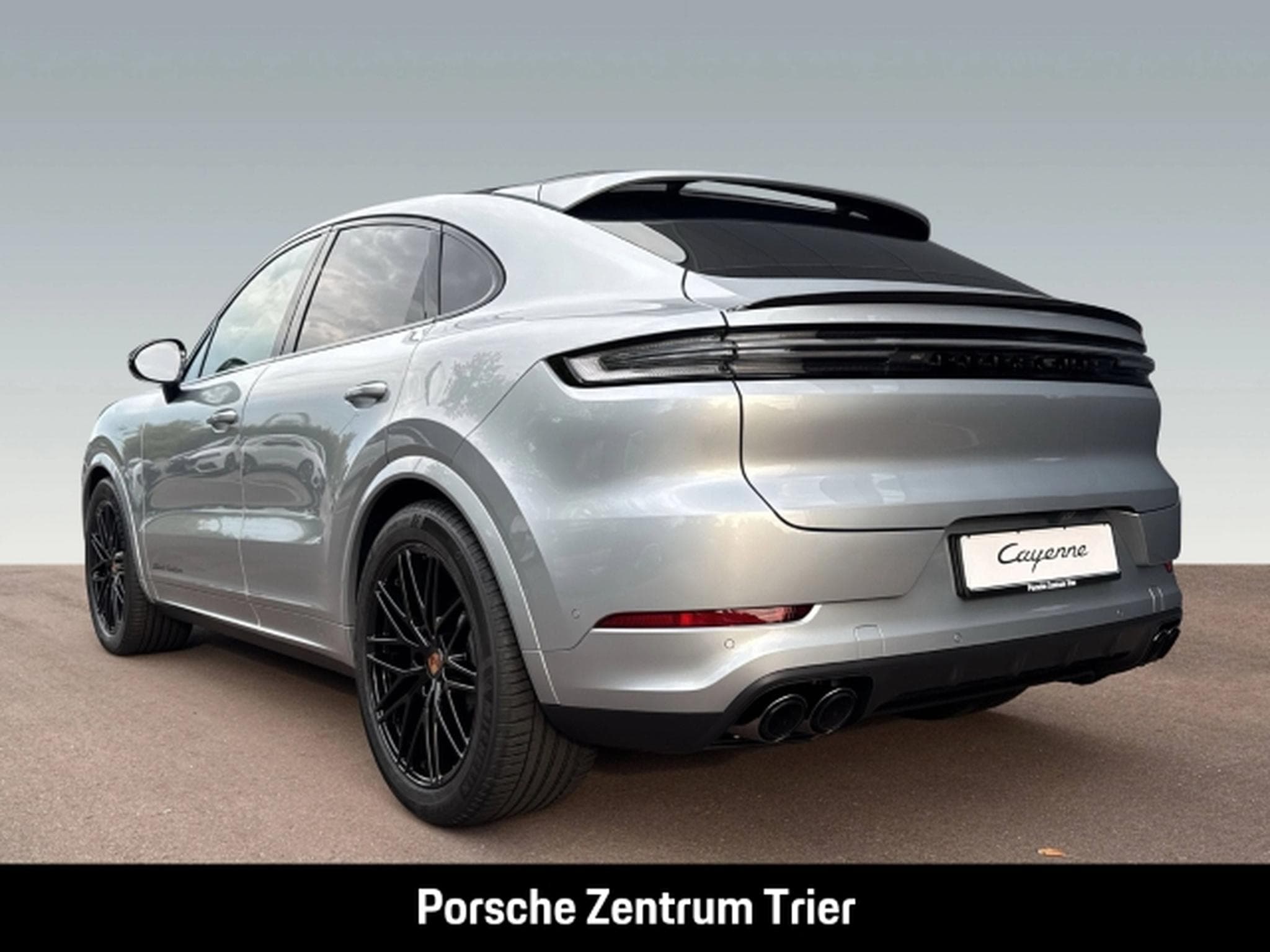 Porsche Cayenne Black Edition InnoDrive HA-Lenkung (2026) - Foto 3