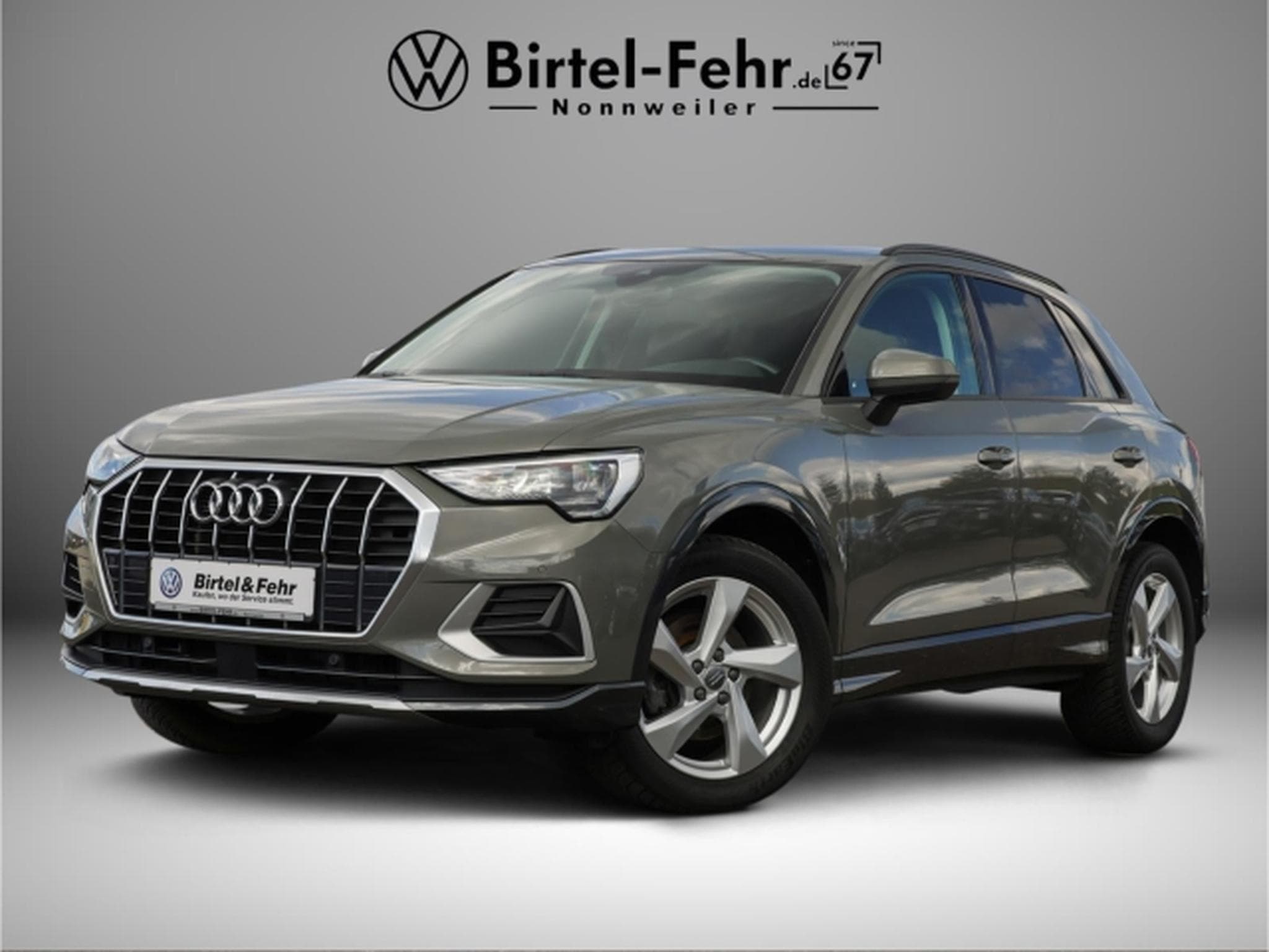 Audi Q3 TFSI advanced LED AHK Navi Kamera (2019) - Foto 1