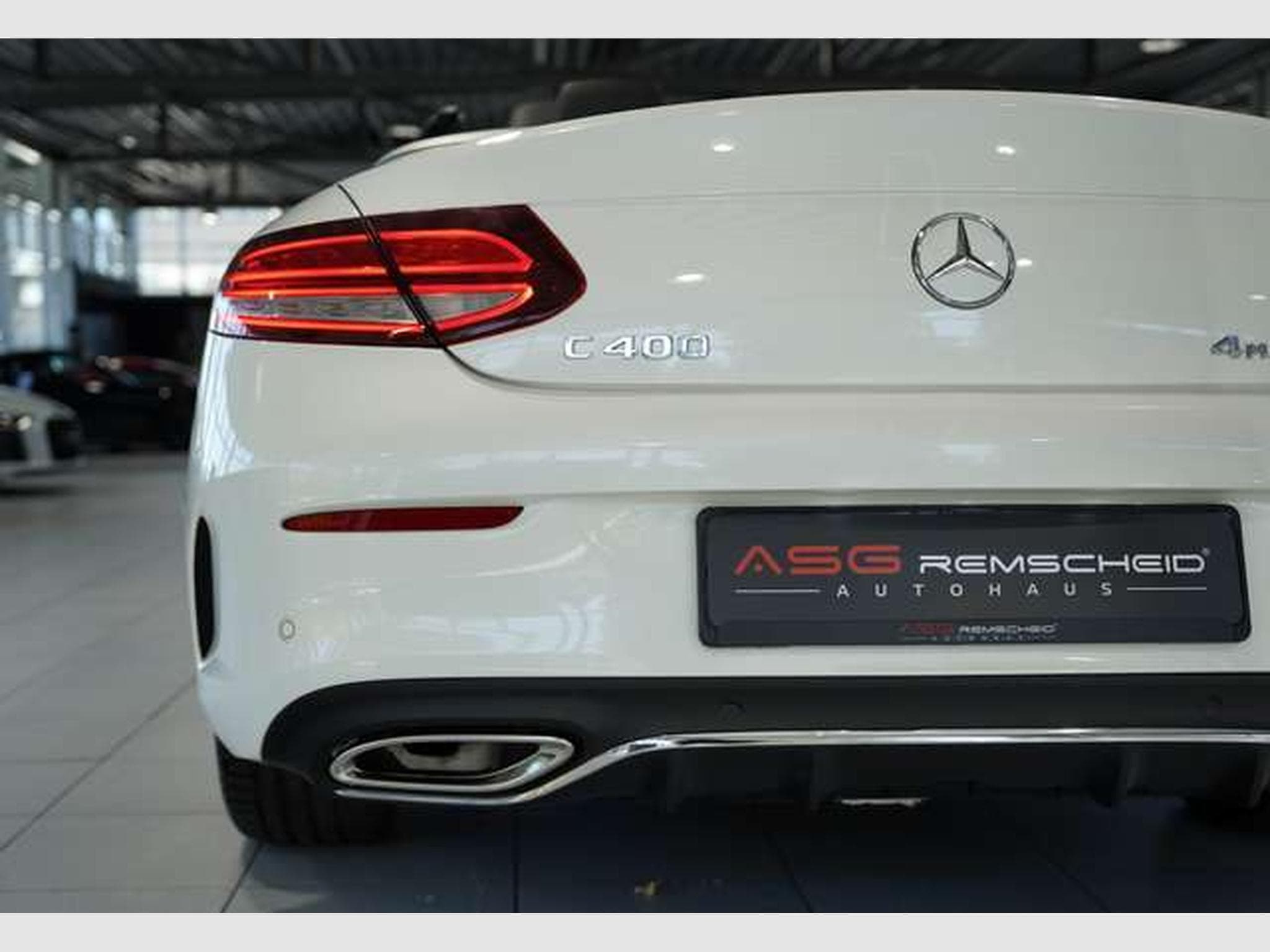 Mercedes C 400 4M AMG Line Cabrio 2H *AirScf*Digital*H-UP (2020) - Foto 16