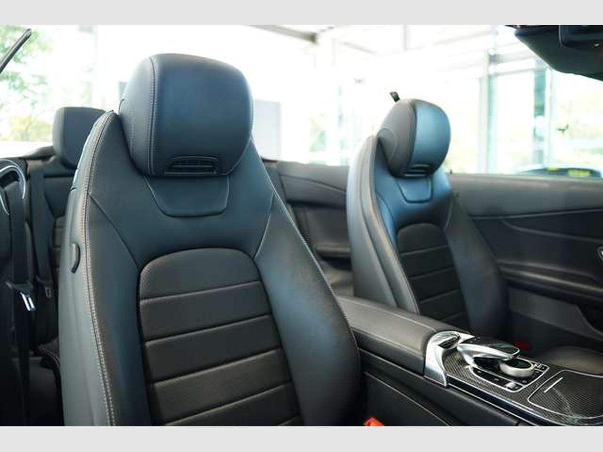 Mercedes C 400 4M AMG Line Cabrio 2H *AirScf*Digital*H-UP (2020) - Foto 21