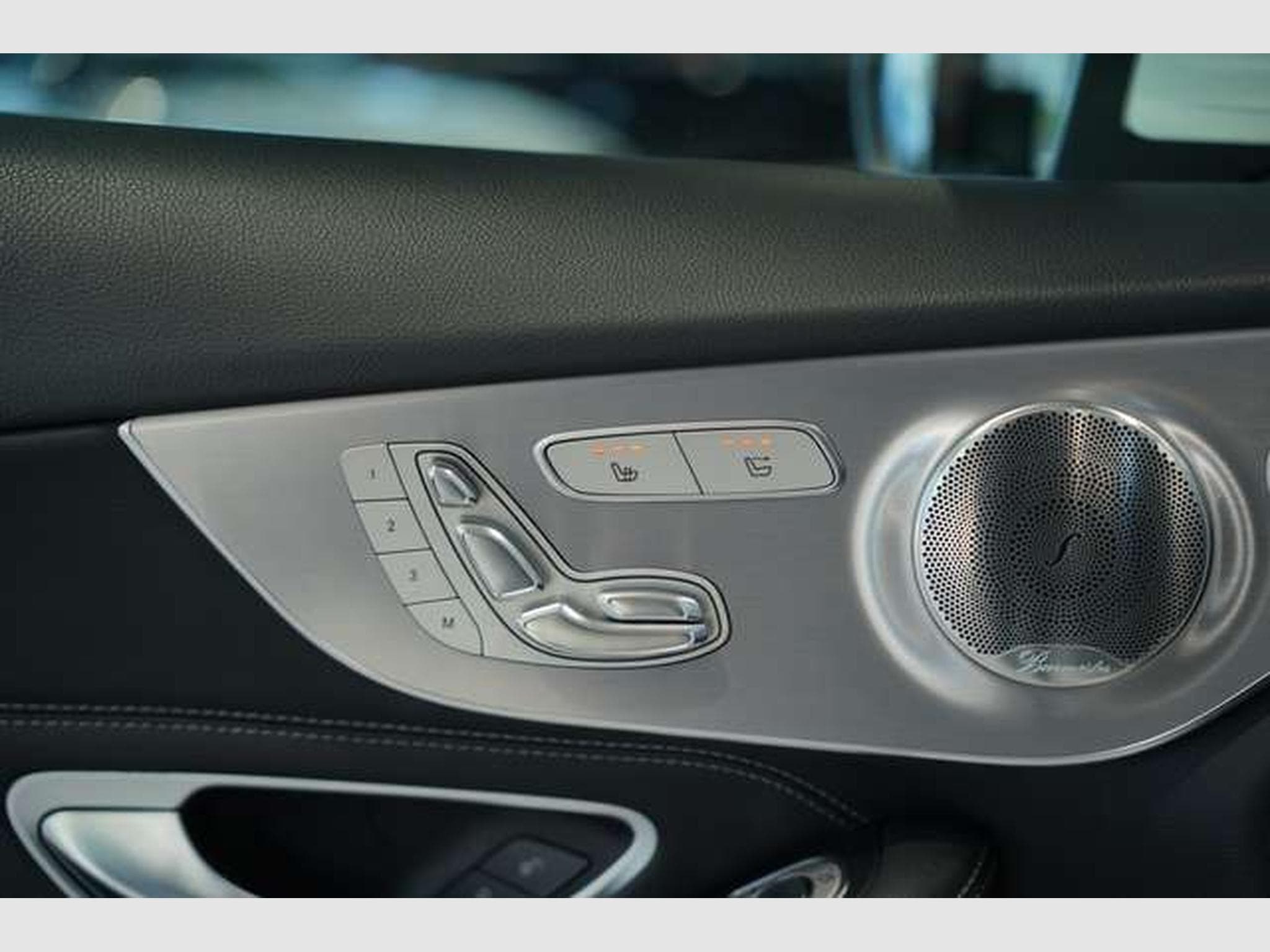 Mercedes C 400 4M AMG Line Cabrio 2H *AirScf*Digital*H-UP (2020) - Foto 27