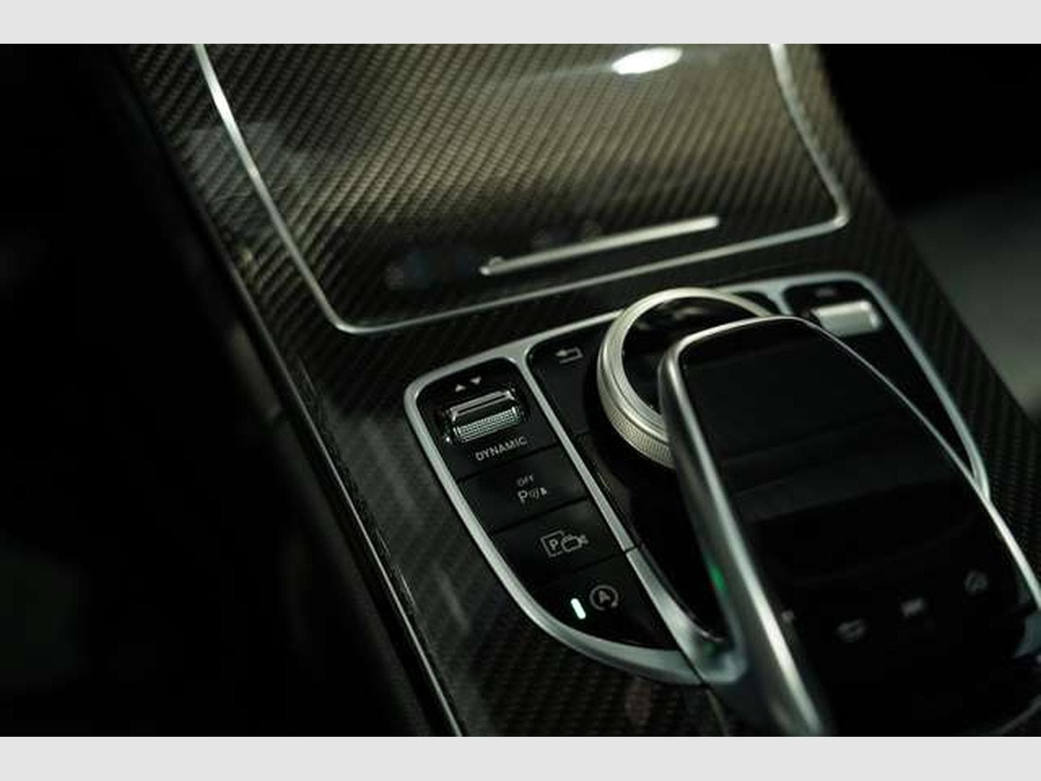 Mercedes C 400 4M AMG Line Cabrio 2H *AirScf*Digital*H-UP (2020) - Foto 31