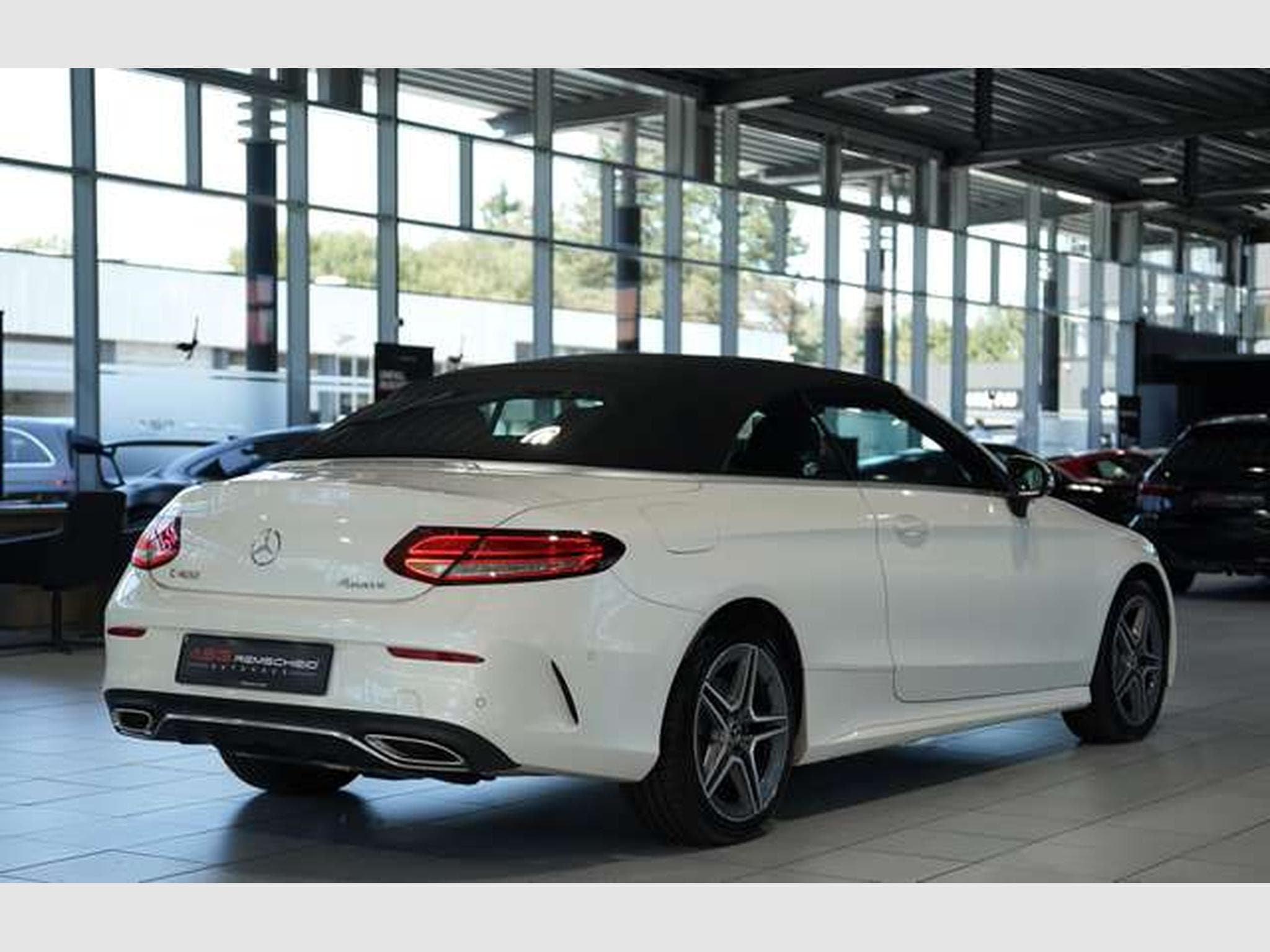 Mercedes C 400 4M AMG Line Cabrio 2H *AirScf*Digital*H-UP (2020) - Foto 45