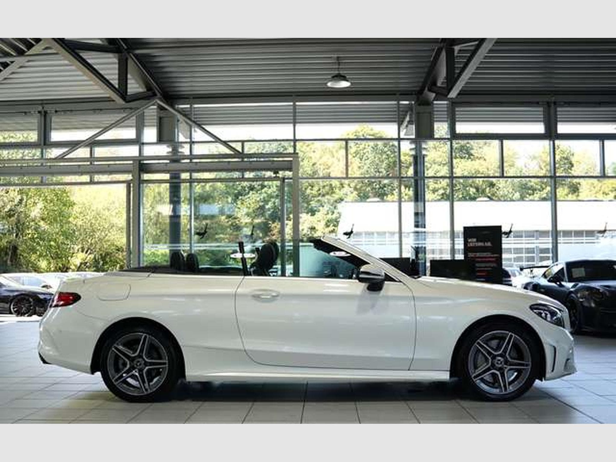 Mercedes C 400 4M AMG Line Cabrio 2H *AirScf*Digital*H-UP (2020) - Foto 7