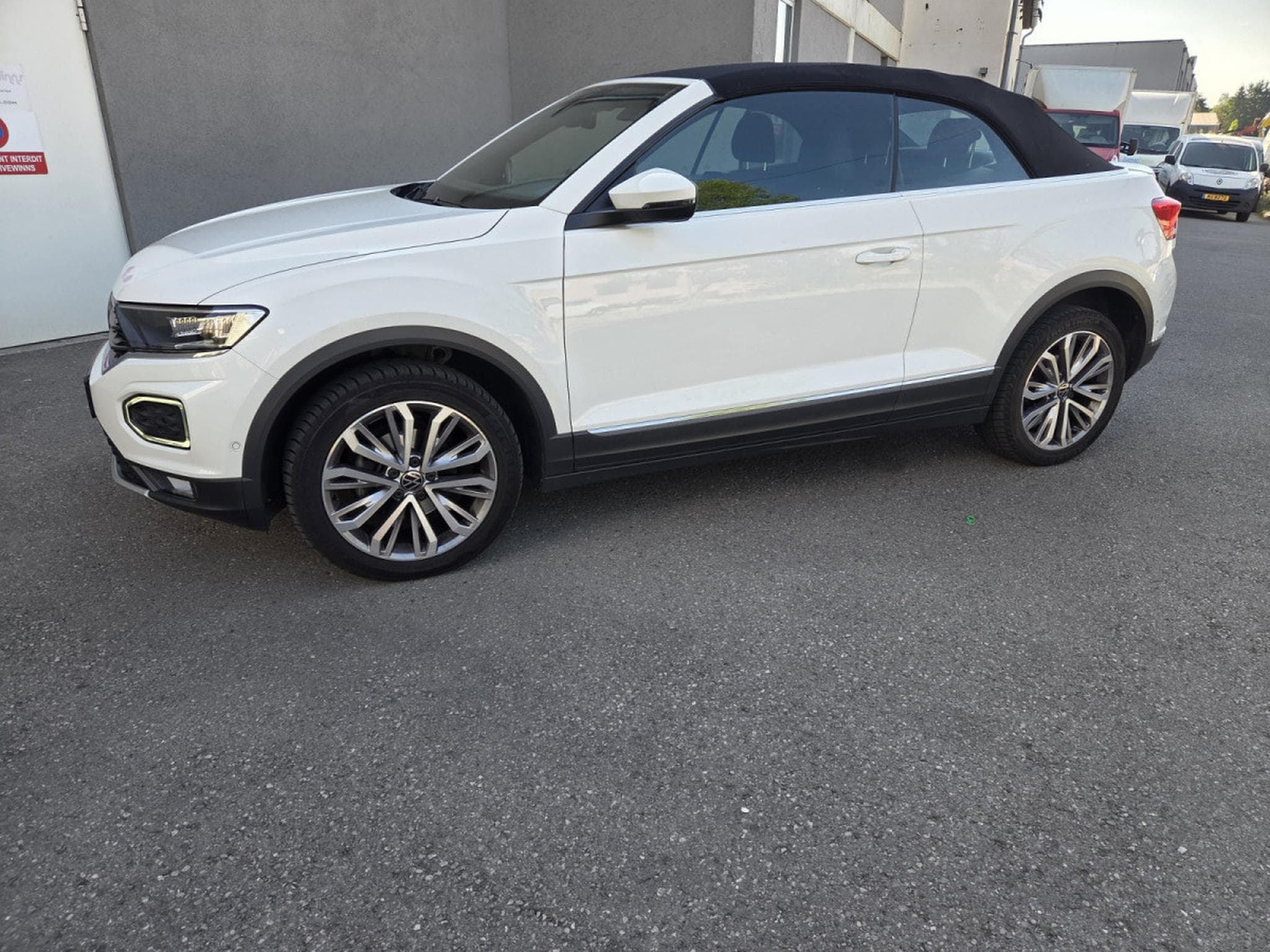 VW T-Roc Cabriolet 1.5 TSI 150 CV DSG Garantie 12 Mois (2020) - Foto 4