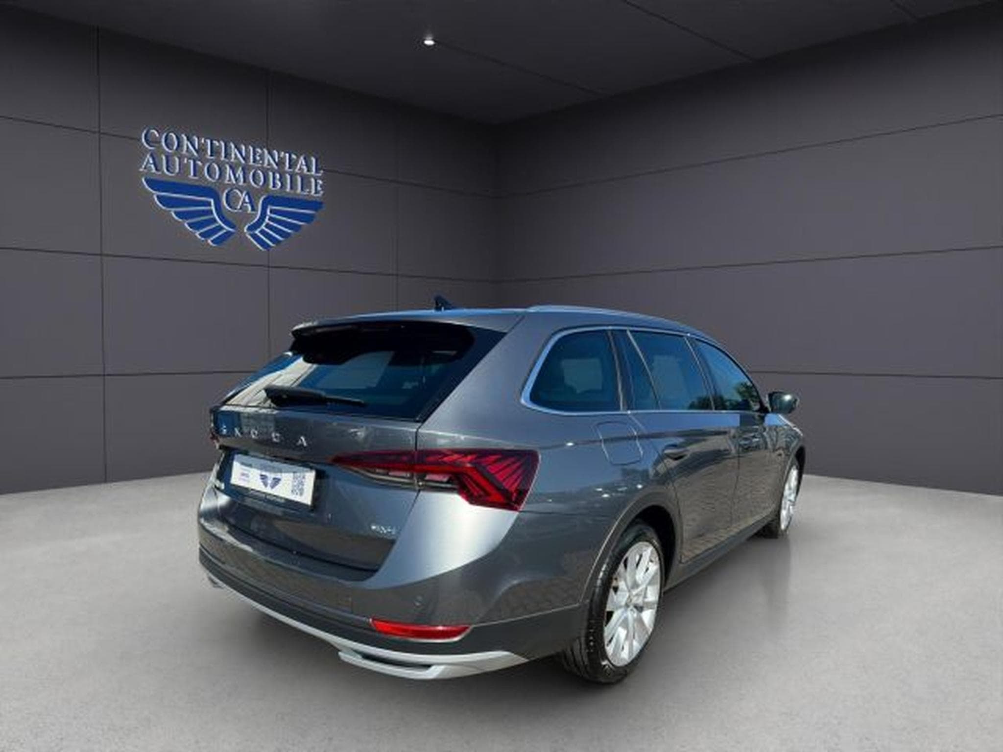 Skoda Octavia Octavia Combi Scout 4x4 NAVI,KLIMA,SHZ,AUTOMATIK (2023) - Photo 5
