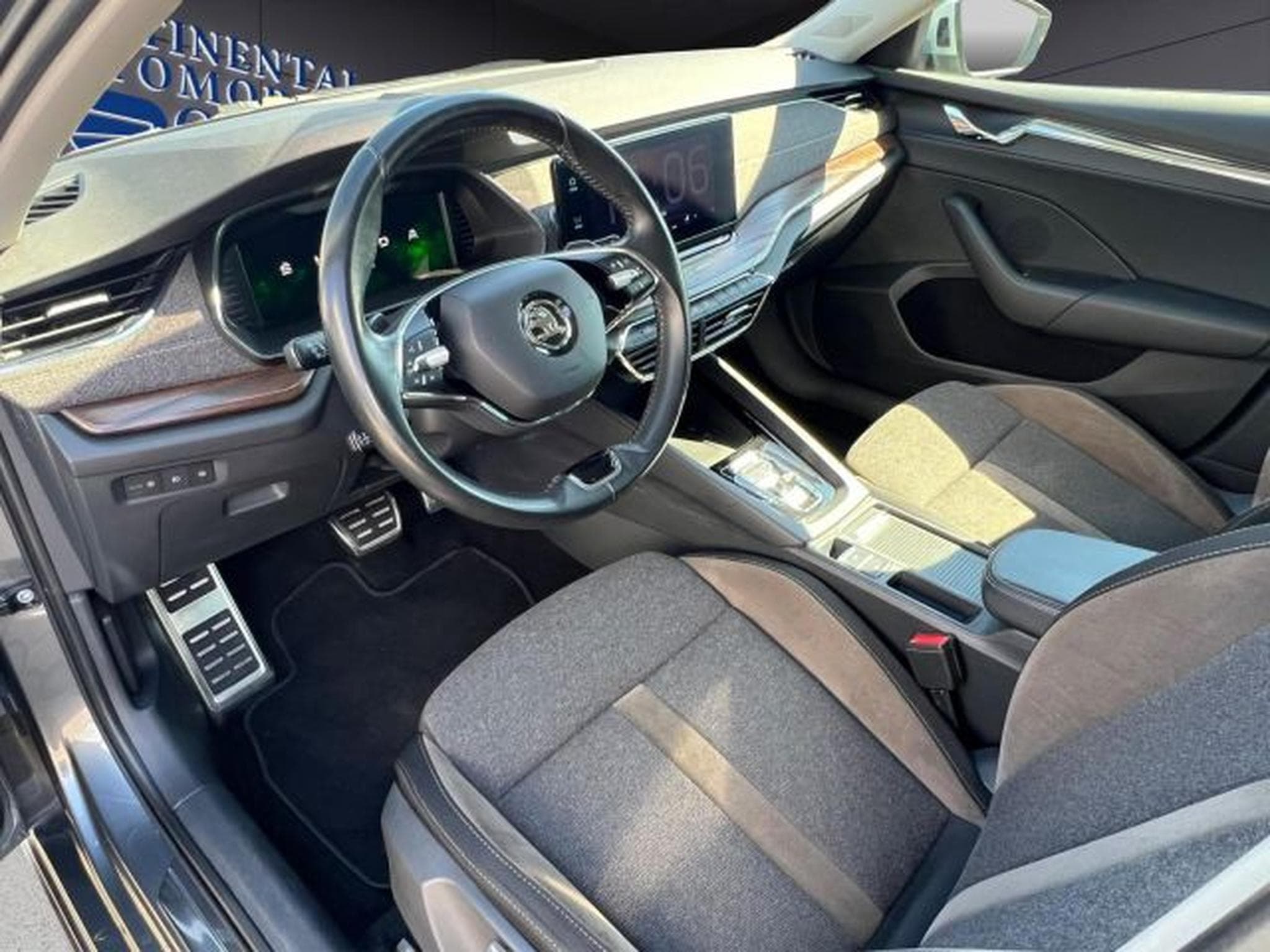 Skoda Octavia Octavia Combi Scout 4x4 NAVI,KLIMA,SHZ,AUTOMATIK (2023) - Photo 8