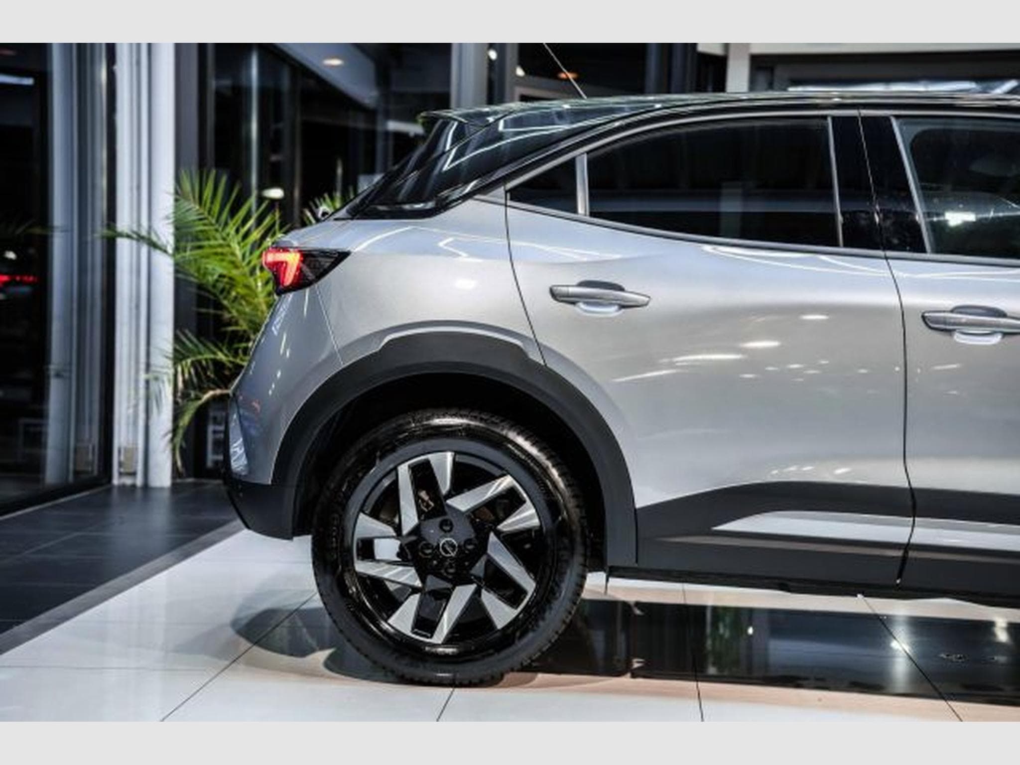 Opel Mokka Mokka GS Line 1.2 Autom. NAVI LED RFK 180 SHZG (2024) - Photo 8