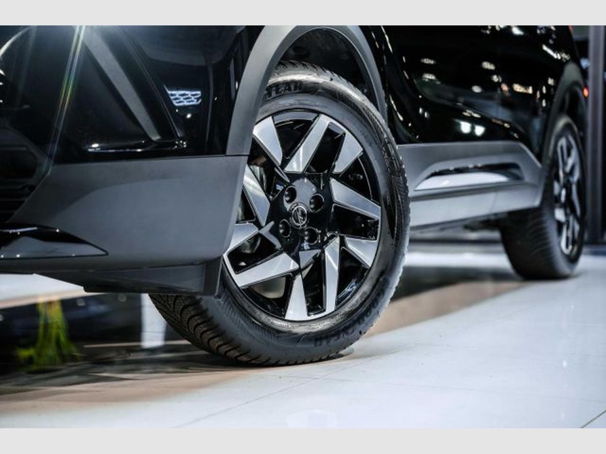 Opel Mokka Mokka GS Line 1.2 Turbo NAVI LED RFK 180 SHZG (2024) - Photo 3