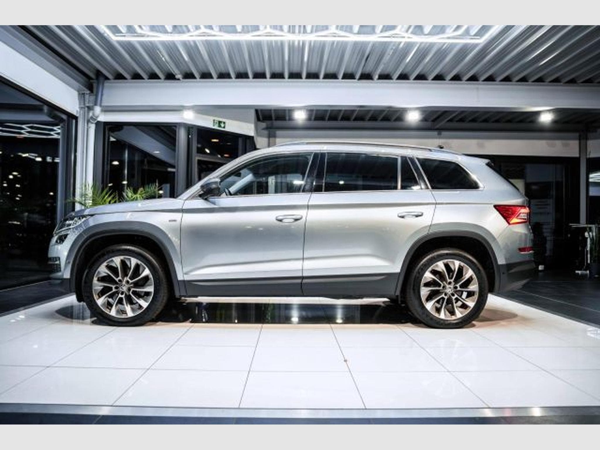 Skoda Kodiaq Kodiaq 2.0 TDI DSG Clever 4x4 AHK STAHZG 7-Sitze (2021) - Photo 10