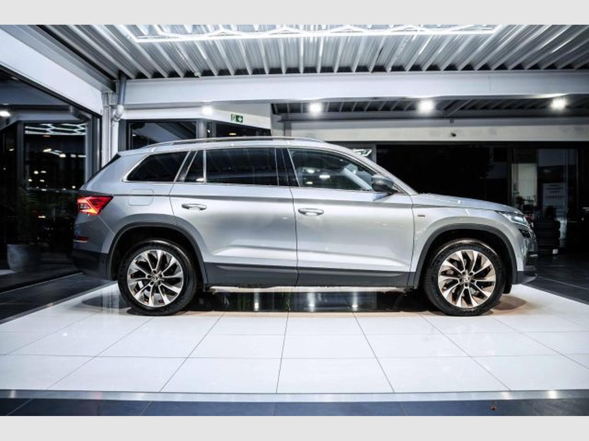 Skoda Kodiaq Kodiaq 2.0 TDI DSG Clever 4x4 AHK STAHZG 7-Sitze (2021) - Photo 7