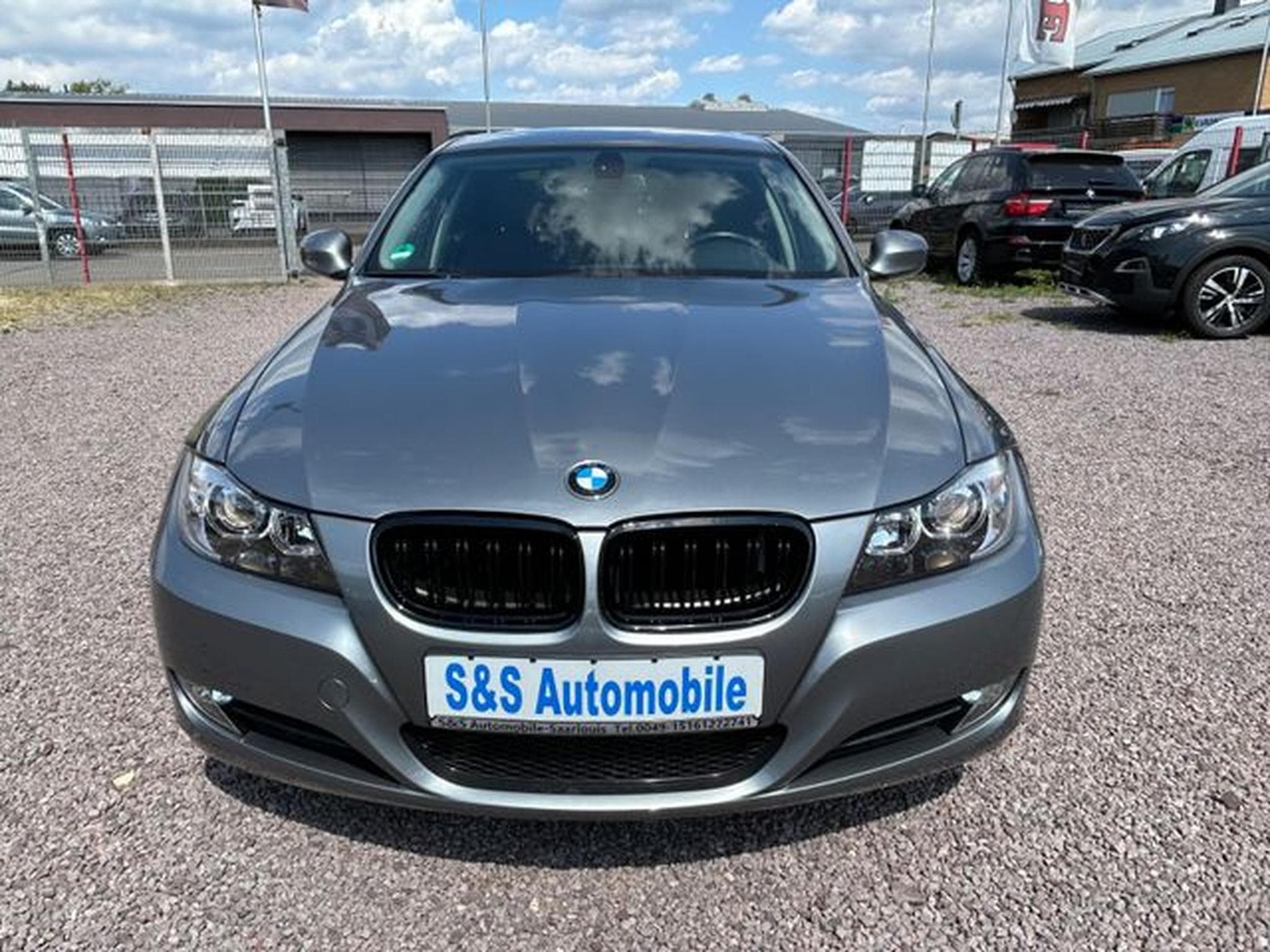 BMW 320 320i Lim. *PDC*Start/Stop*Steuerkette Neu*TÜV Ne (2009) - Foto 2