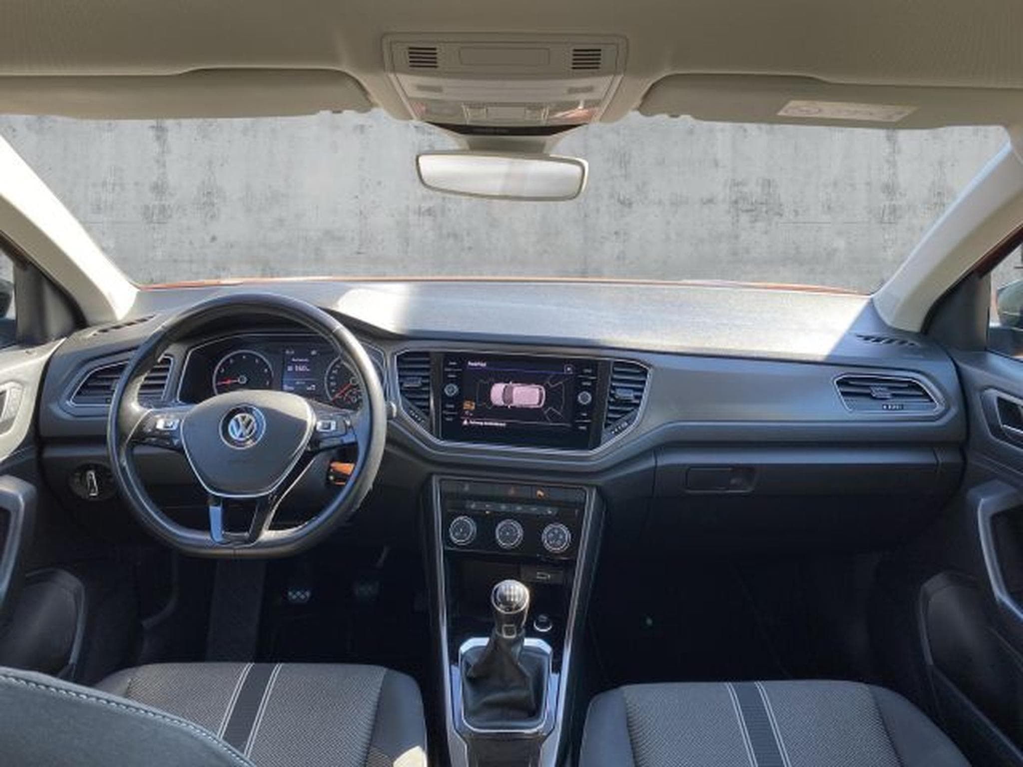 VW T-Roc T-Roc 1.5 TSI Style NAVI LED Assist+ ACC SHZG (2018) - Photo 14