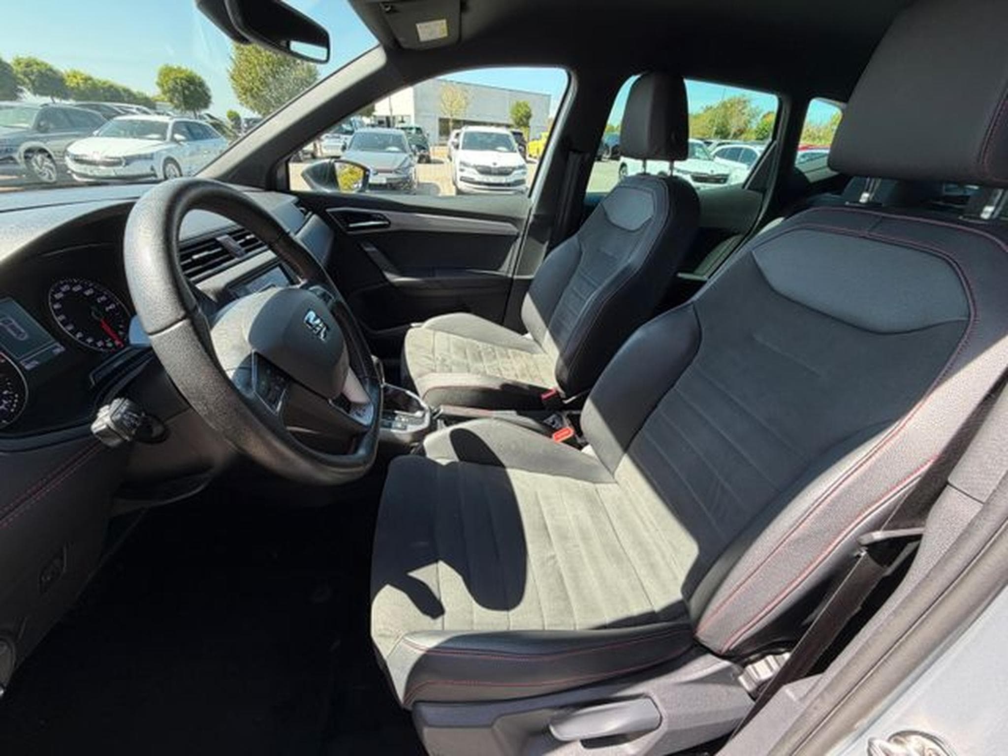 Seat Arona Arona FR DSG Sitzhz Teilleder Kamera Carplay (2020) - Foto 9
