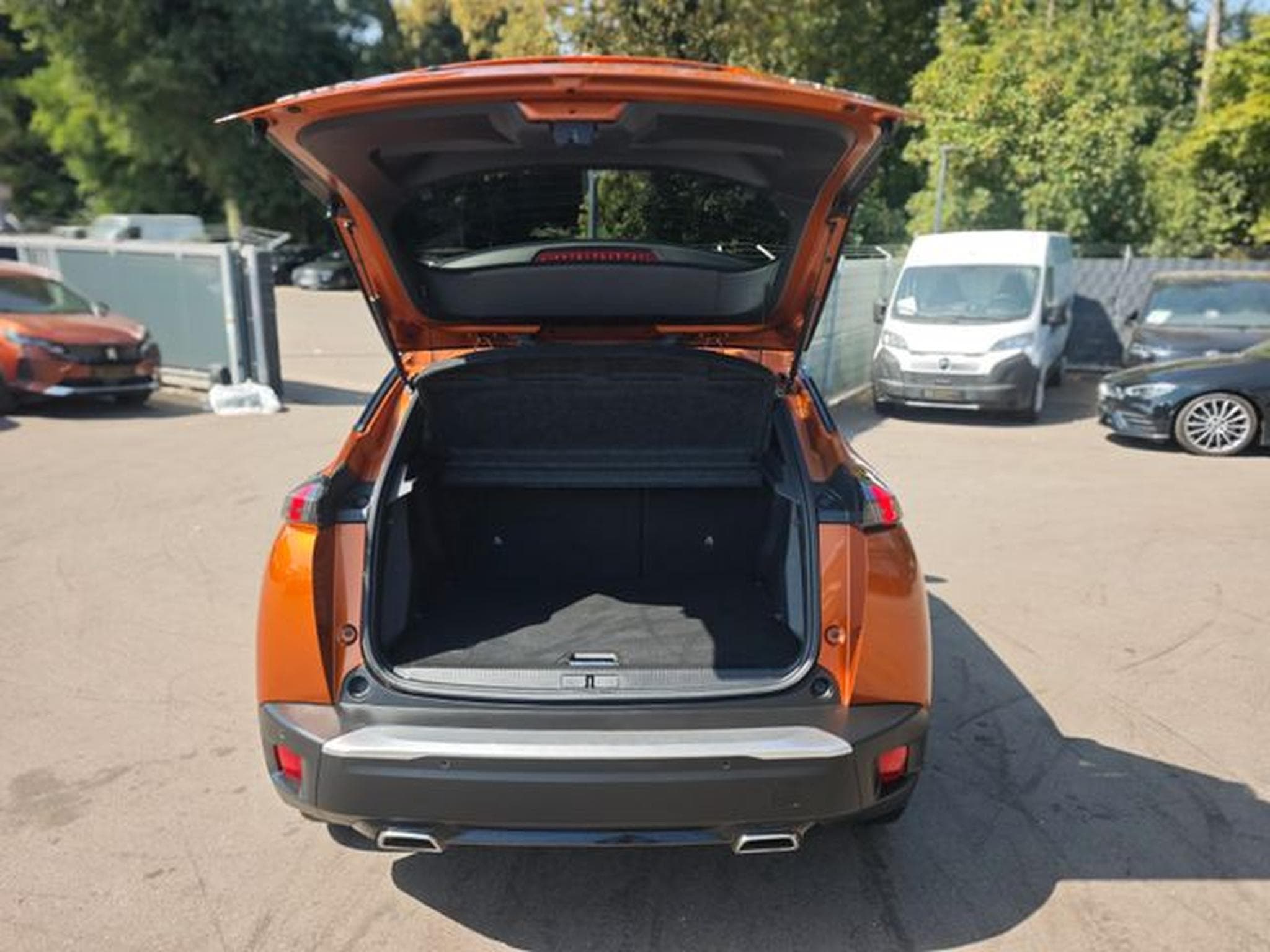 Peugeot 2008 2008 GT LINE*AUT.*NAVI*VOLL LED*GSD*KAMERA* (2020) - Foto 8