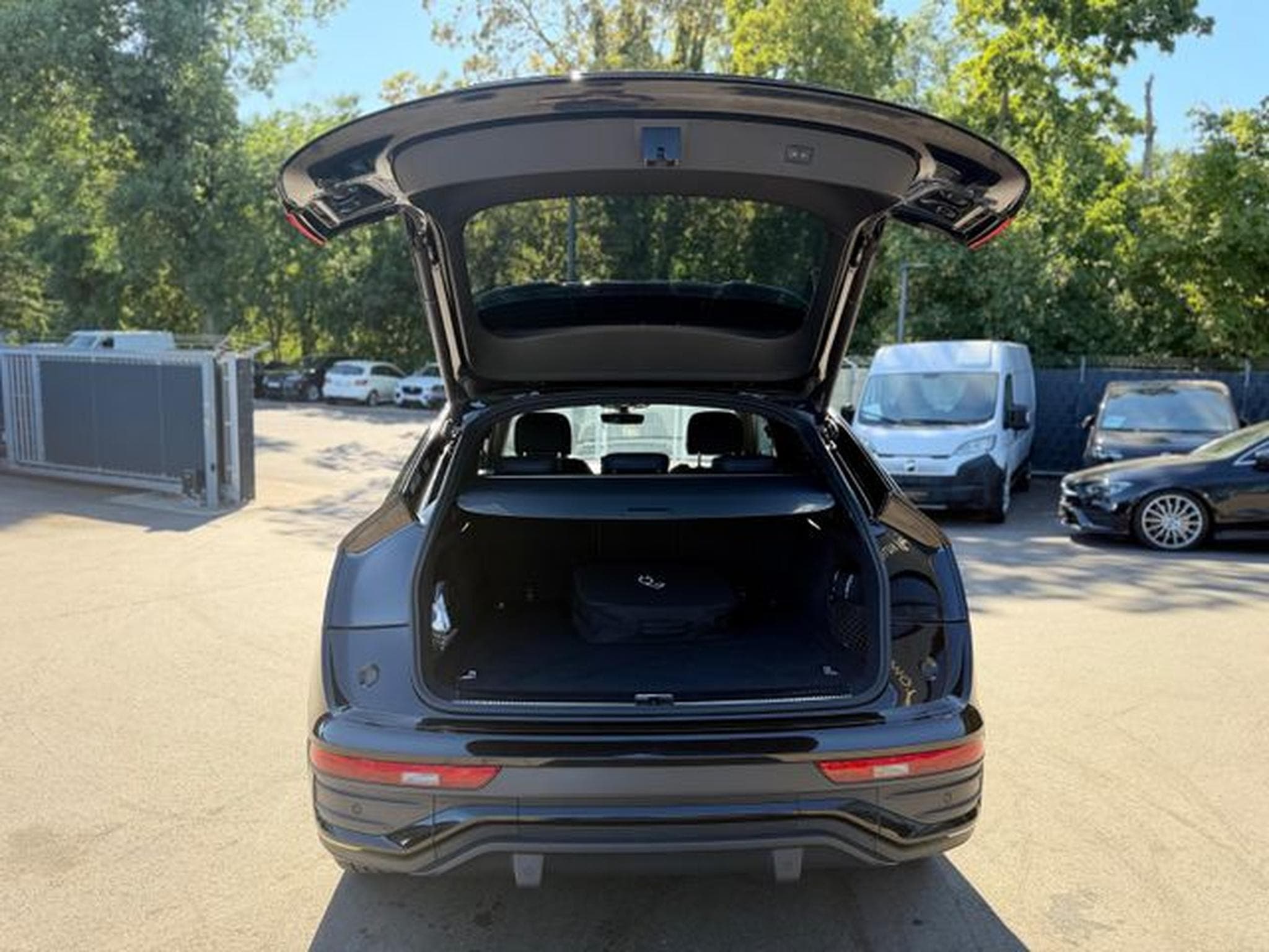 Audi Q5 Q5 SPORTBACK 55TFSI E QUATTRO 3xS-LINE SPORT+* (2022) - Foto 9