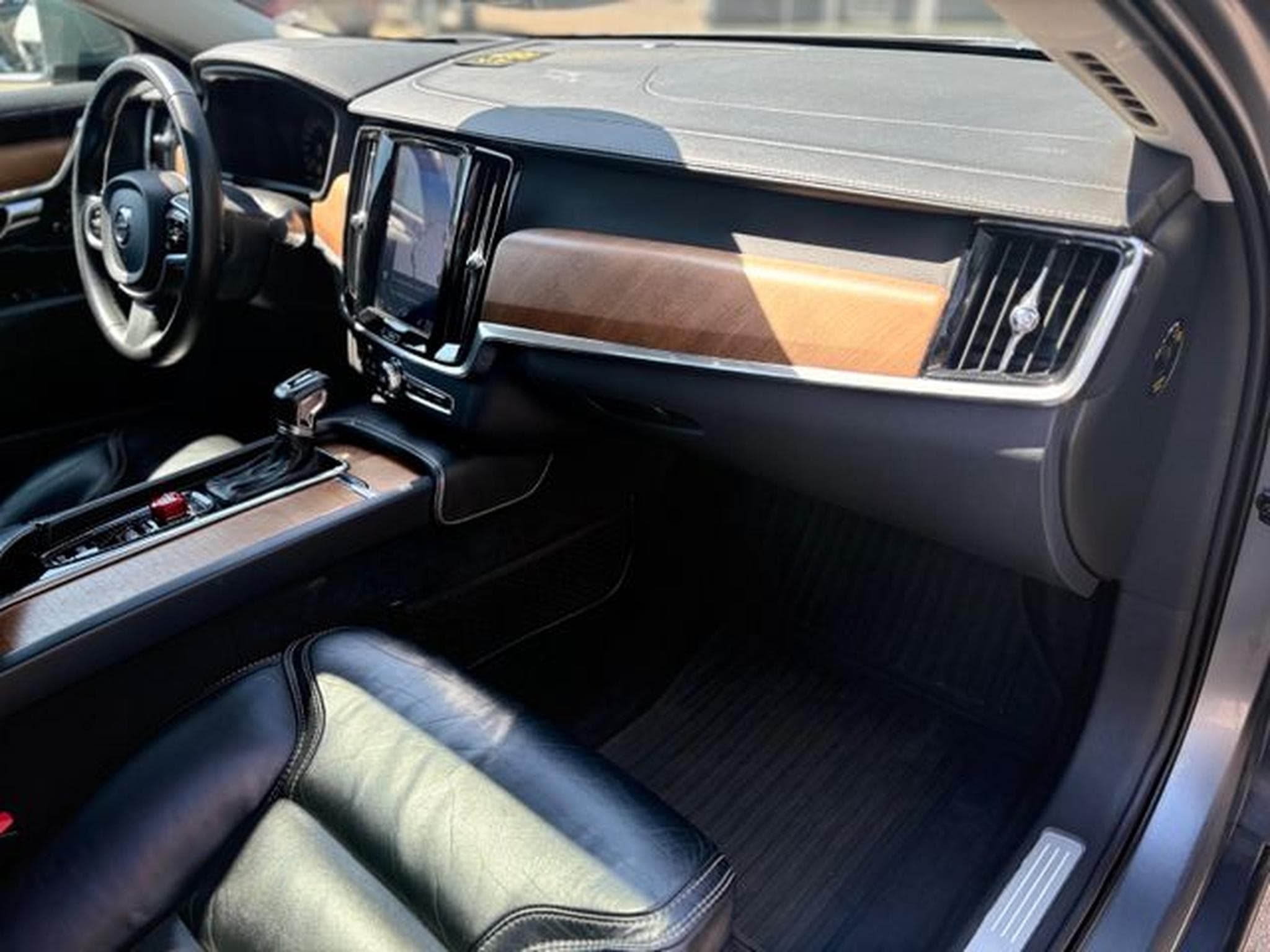 Volvo S90 S90 INSCRIPTION AWD *LED*NAVI*LEDER*SCHIEBEDACH* (2018) - Foto 15