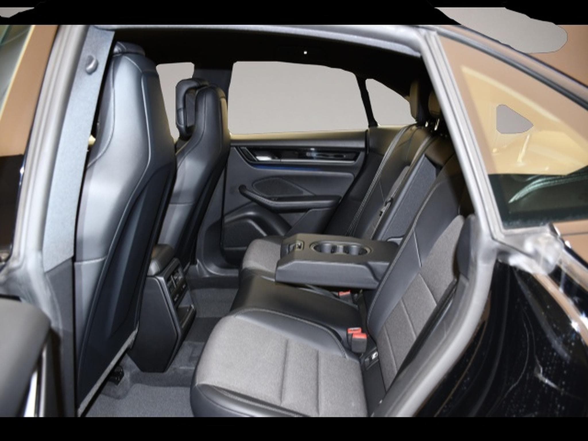 Porsche Macan (2024) - Foto 6