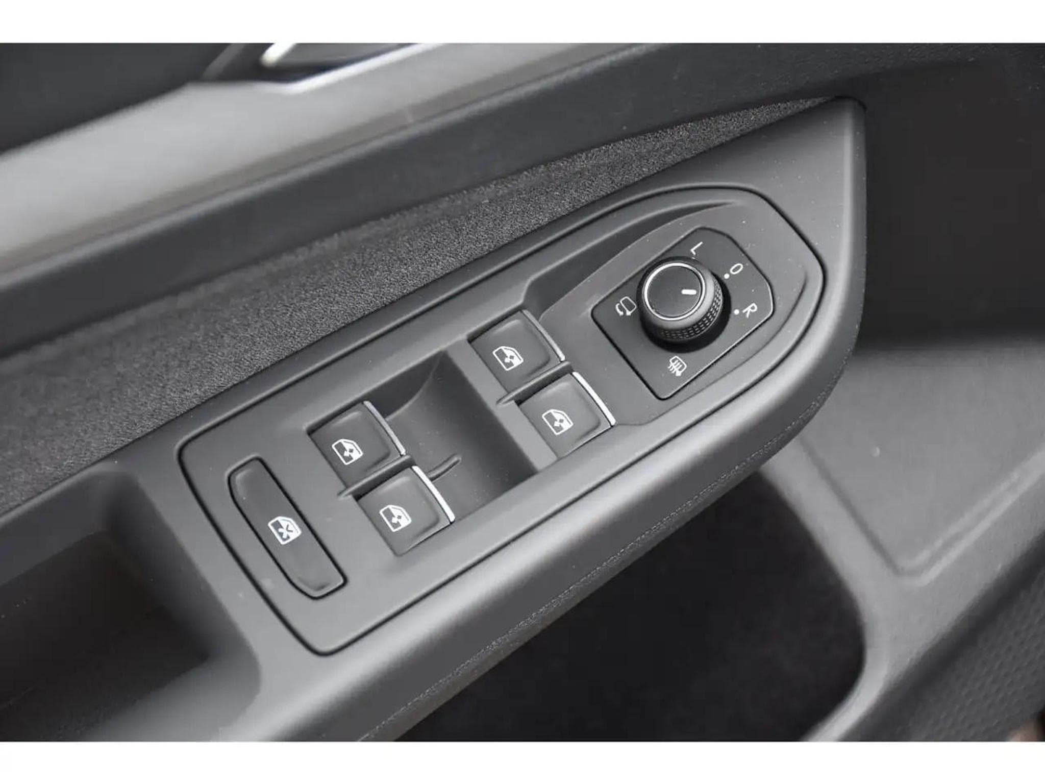 VW Golf (2026) - Foto 20