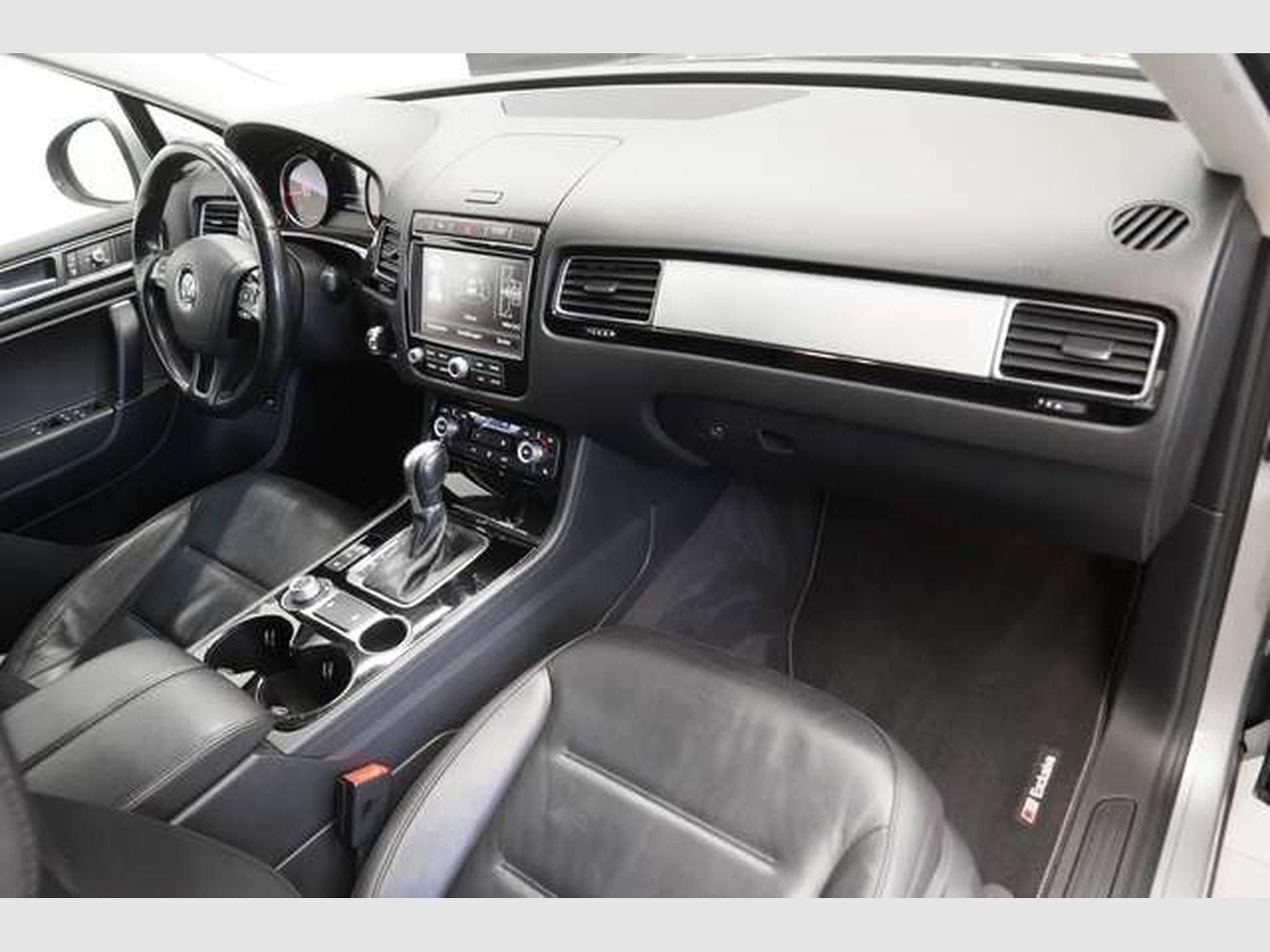 VW Touareg V6 TDI Terrain Tech 4M *19 *AHK *Leder (2015) - Photo 11