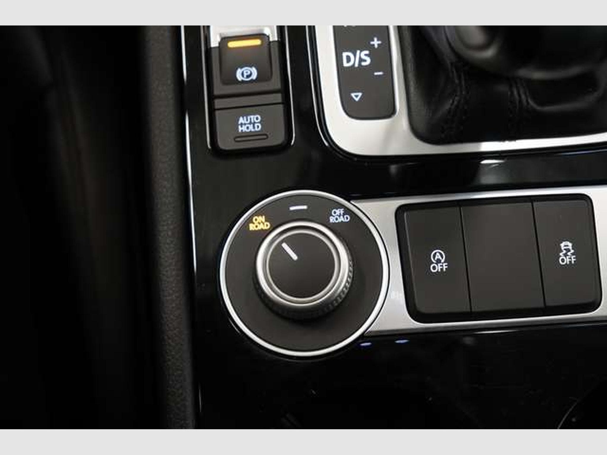 VW Touareg V6 TDI Terrain Tech 4M *19 *AHK *Leder (2015) - Photo 27
