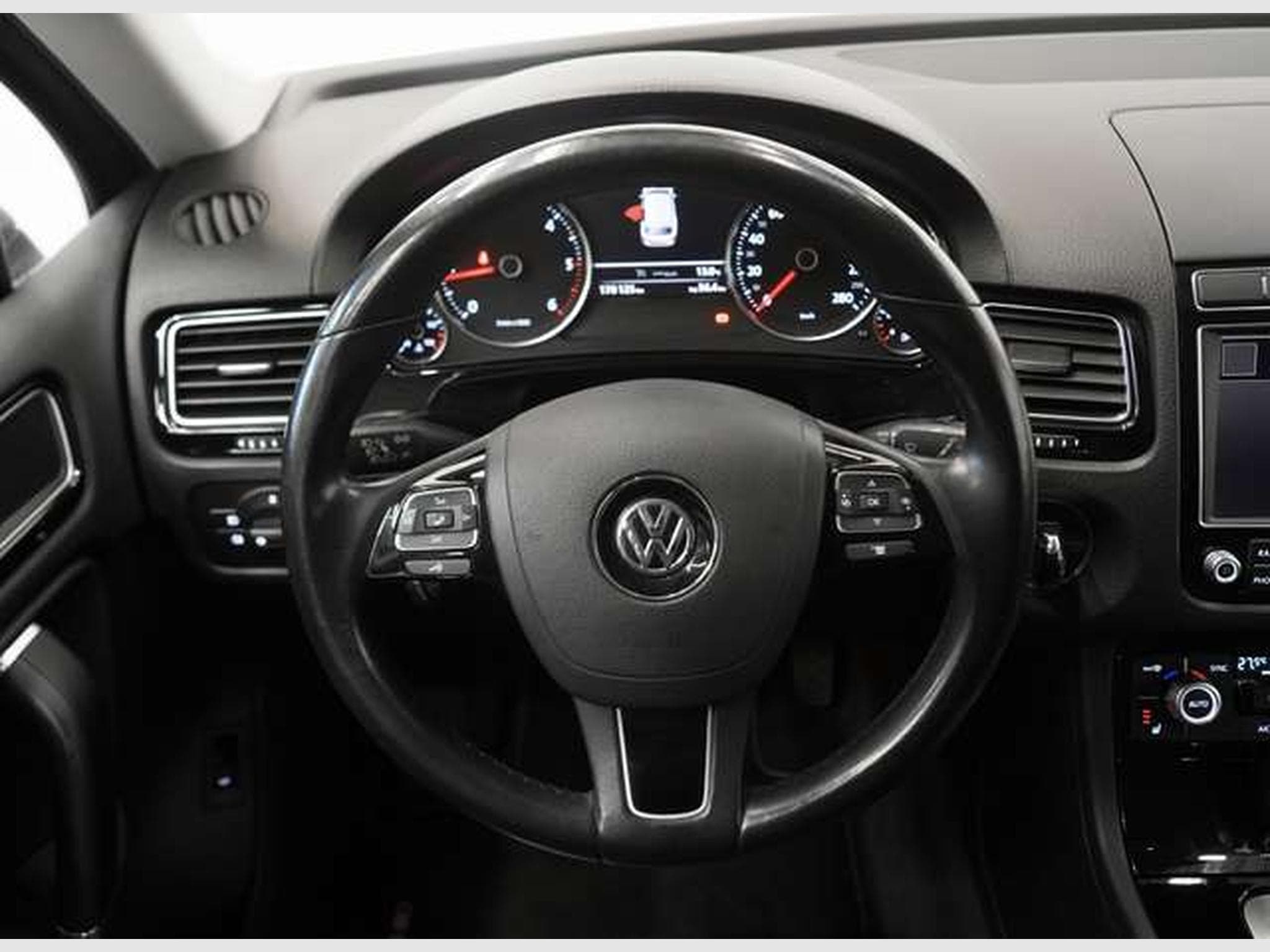 VW Touareg V6 TDI Terrain Tech 4M *19 *AHK *Leder (2015) - Photo 34