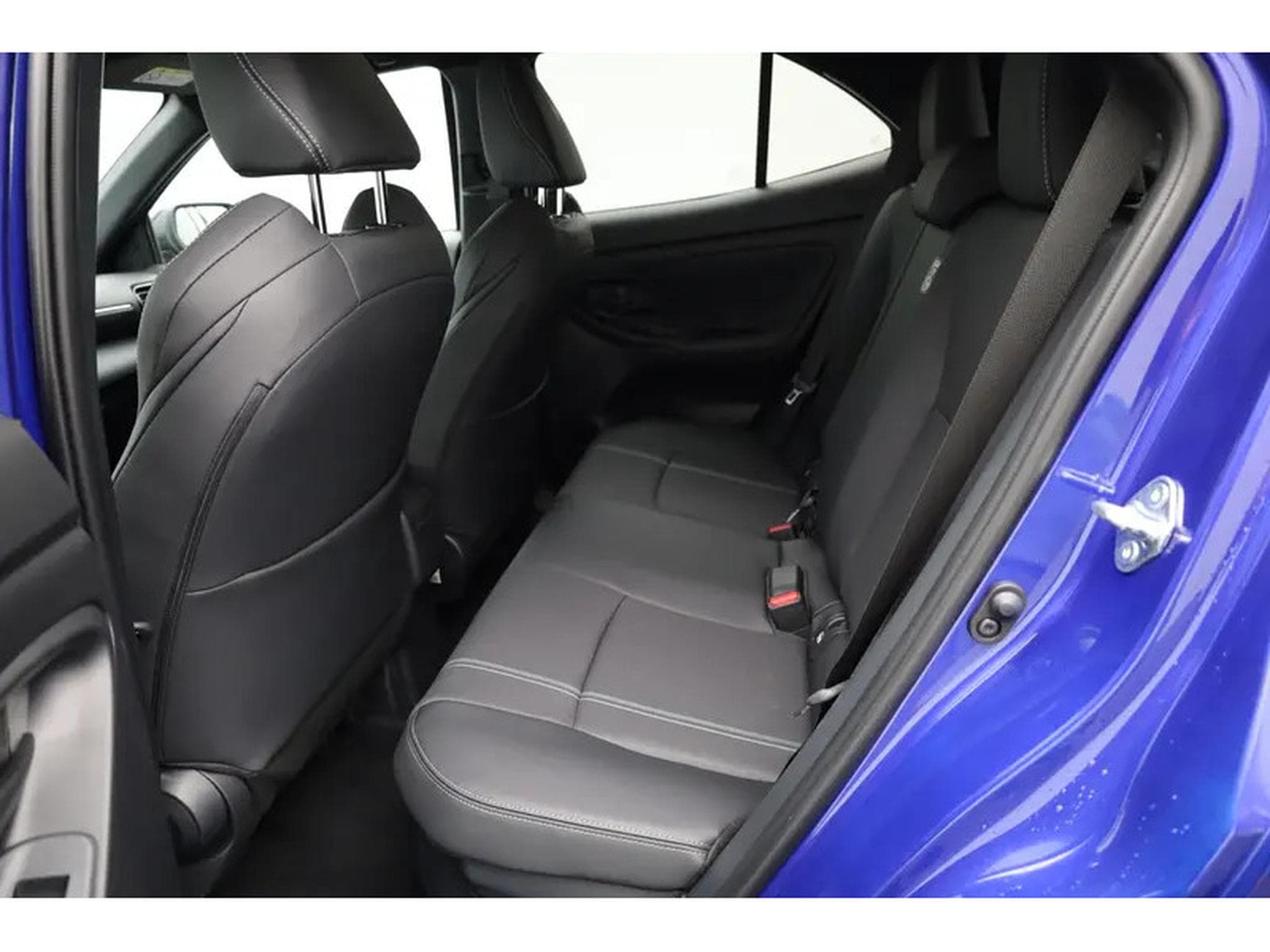 Toyota Yaris Cross 1.5 VVT-i  131  Hybride Style (2026) - Foto 12